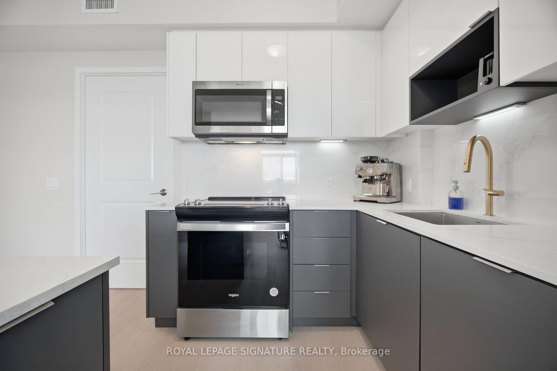 Photo 11 of Unit 1309, 204 Burnhamthorpe Road E, Mississauga, Mississauga Valleys — HOMEH