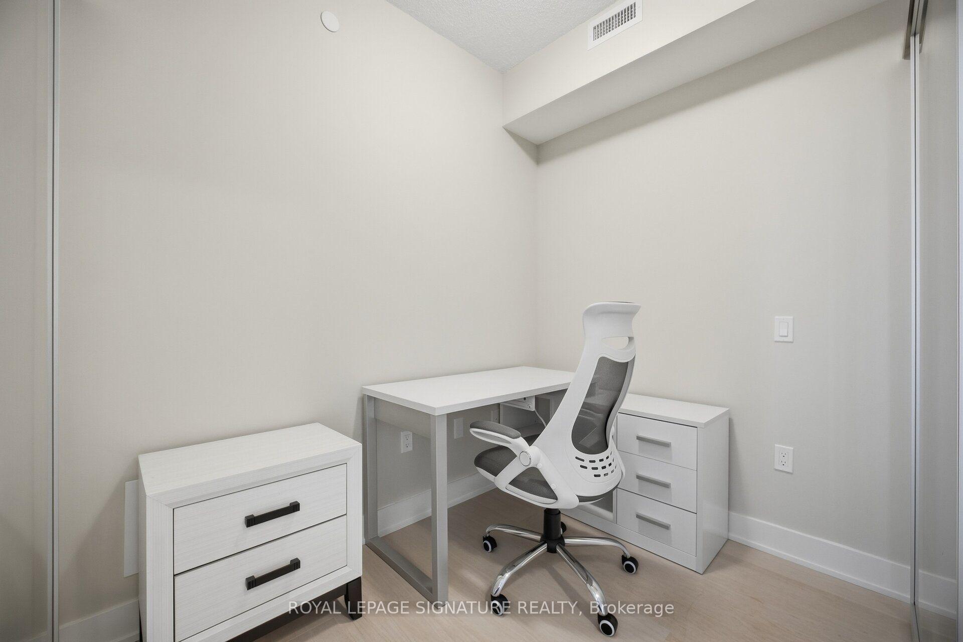 Photo 20 of Unit 1309, 204 Burnhamthorpe Road E, Mississauga, Mississauga Valleys — HOMEH