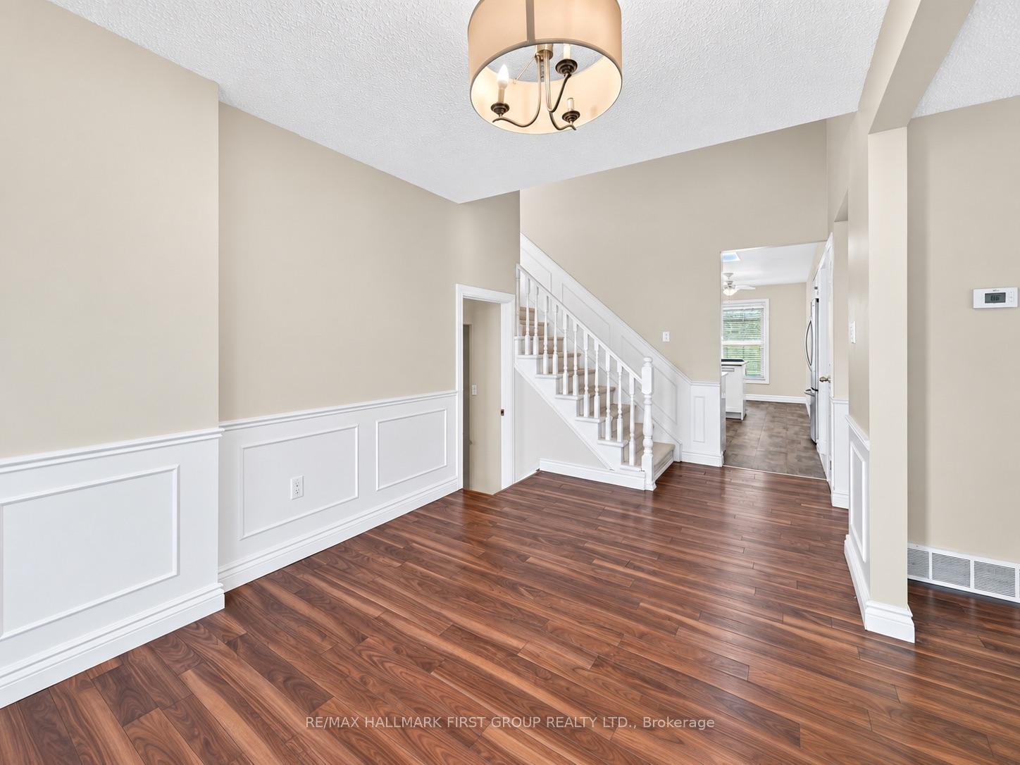 Photo 8 of 174 Highview Avenue E, London, South P — HOMEH