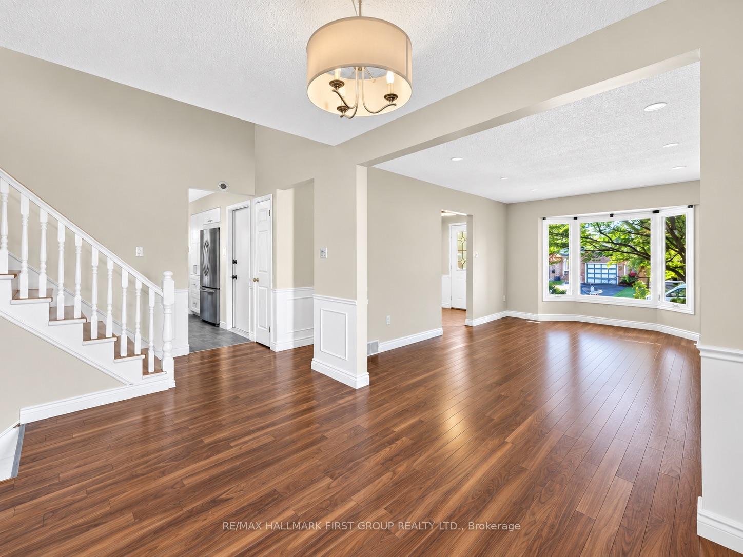 Photo 9 of 174 Highview Avenue E, London, South P — HOMEH