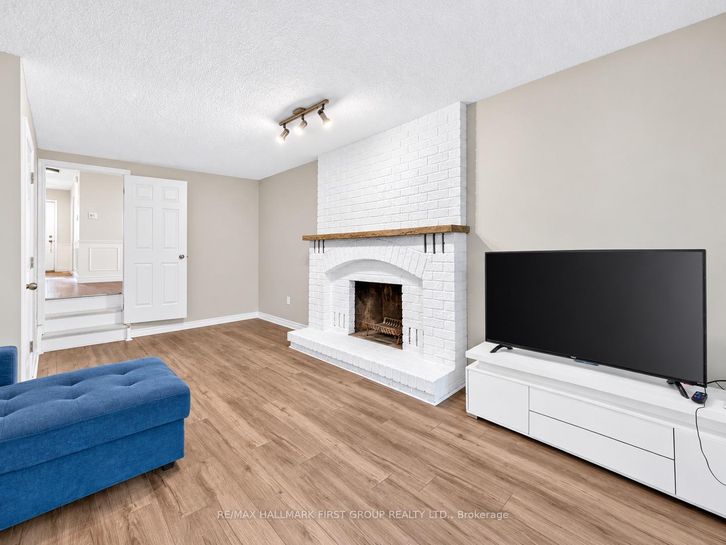 Photo 20 of 174 Highview Avenue E, London, South P — HOMEH