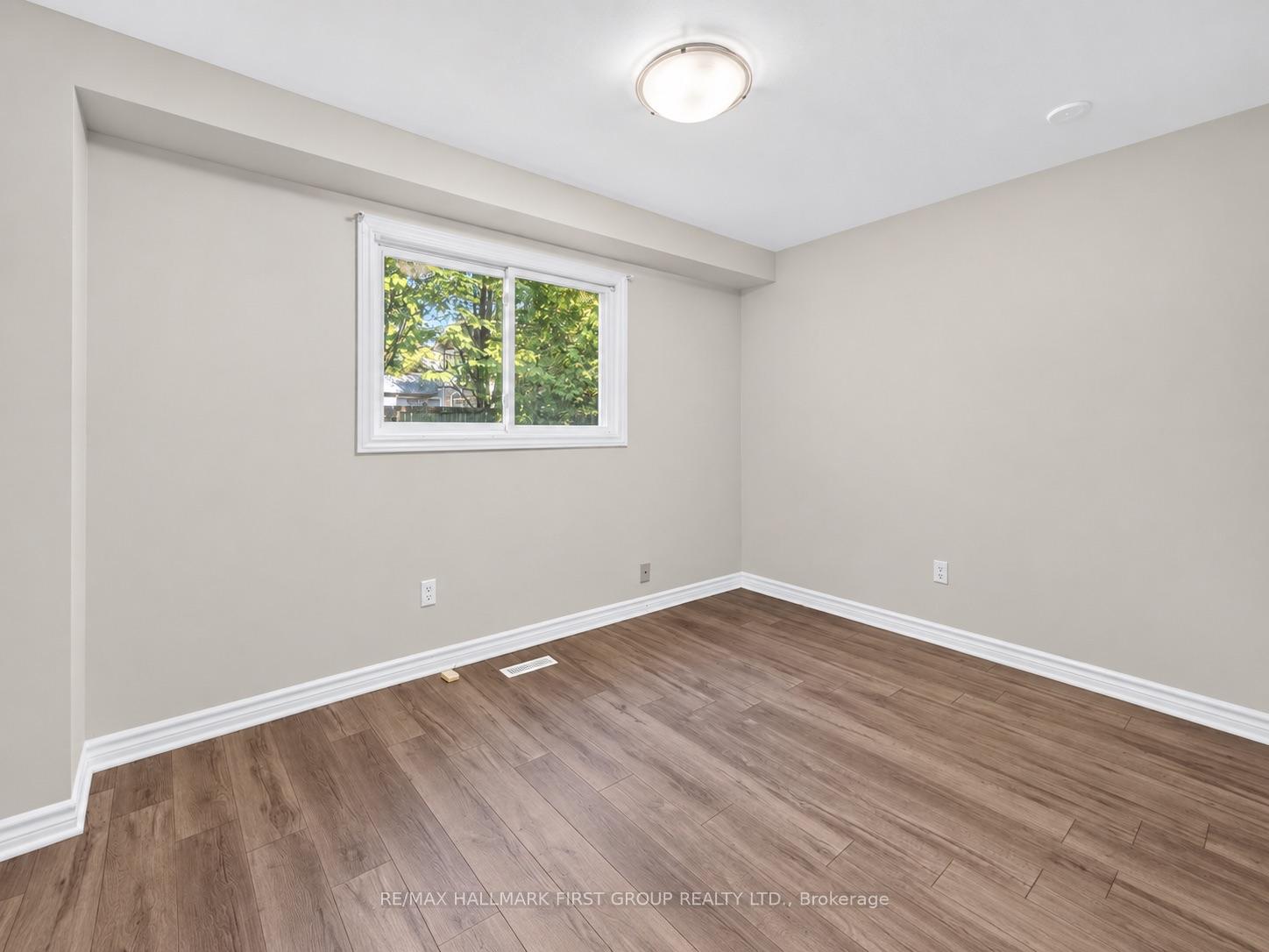 Photo 21 of 174 Highview Avenue E, London, South P — HOMEH