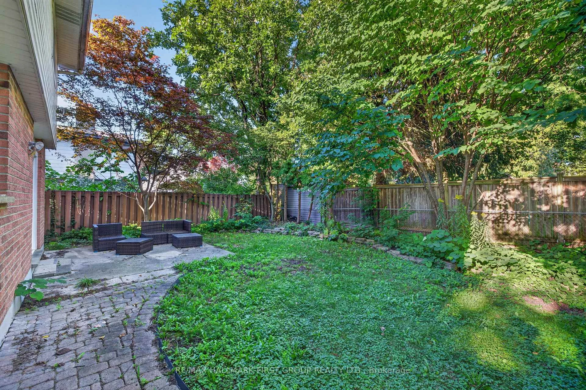 Photo 39 of 174 Highview Avenue E, London, South P — HOMEH