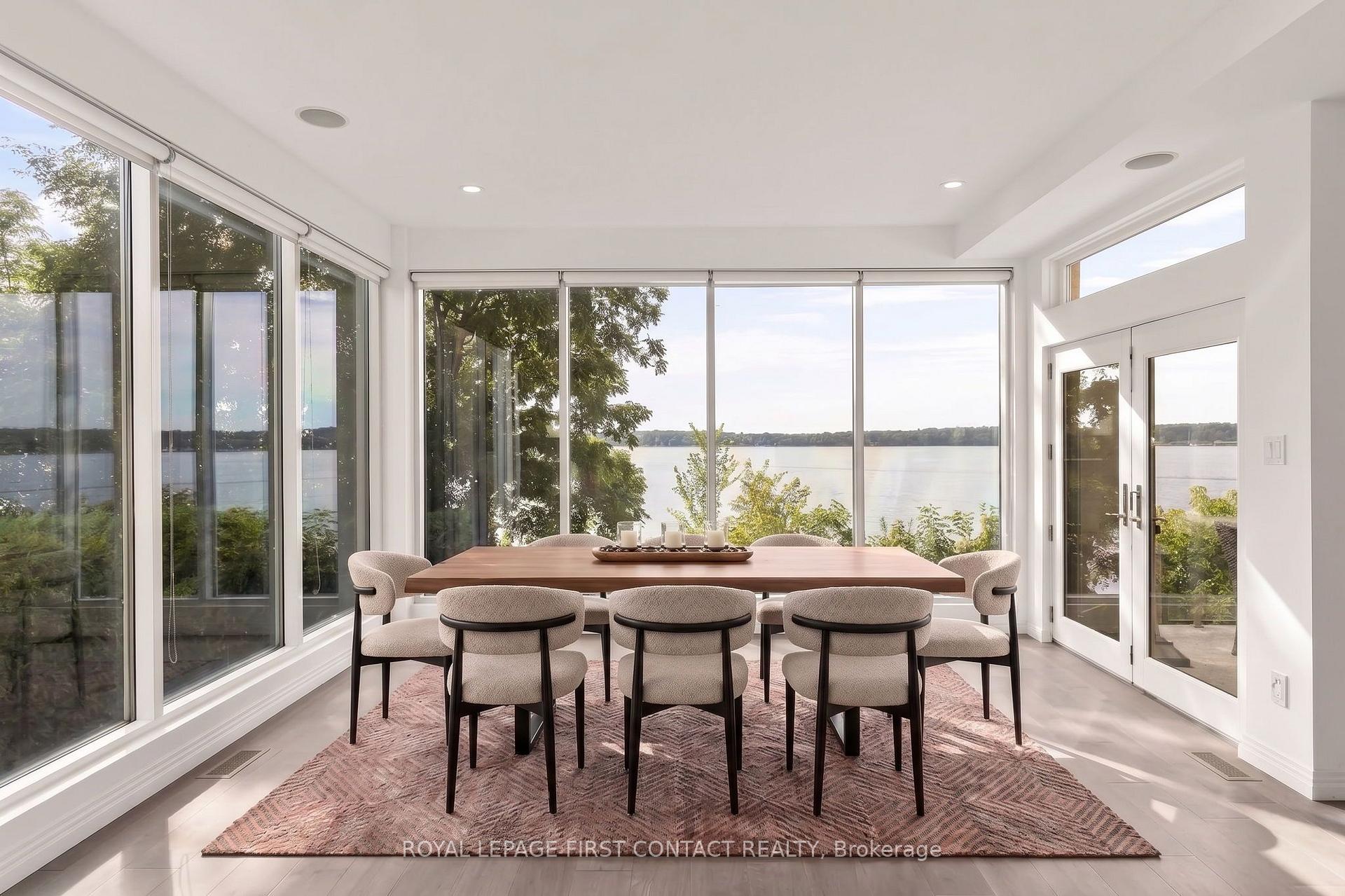 Photo 15 of 51 Kempenfelt Drive, Barrie, North Shore — HOMEH