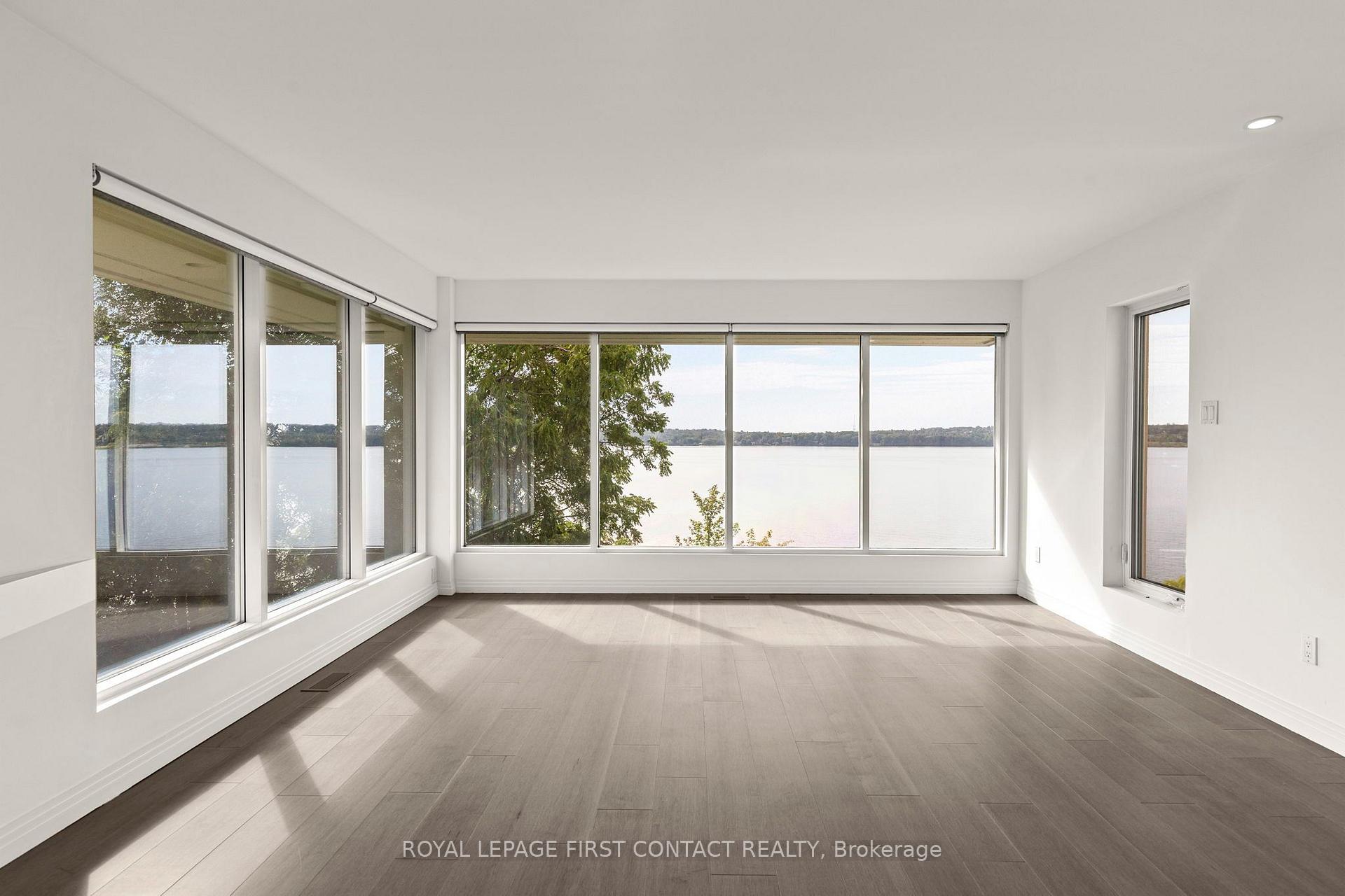 Photo 27 of 51 Kempenfelt Drive, Barrie, North Shore — HOMEH