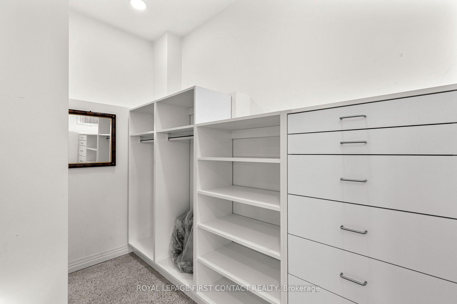 Photo 40 of 51 Kempenfelt Drive, Barrie, North Shore — HOMEH