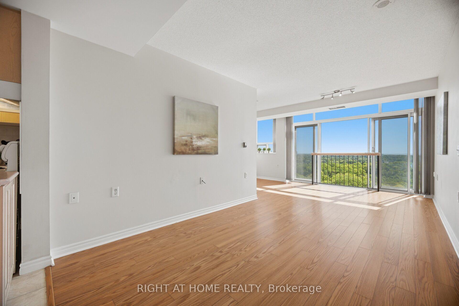 Photo 18 of Unit 1106, 200 Burnhamthorpe Road E, Mississauga, City Centre — HOMEH