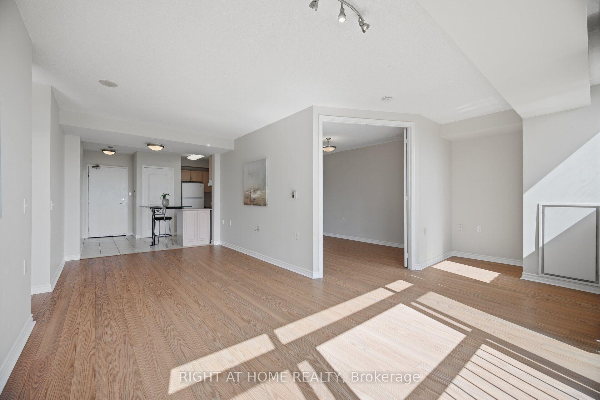 Photo 22 of Unit 1106, 200 Burnhamthorpe Road E, Mississauga, City Centre — HOMEH