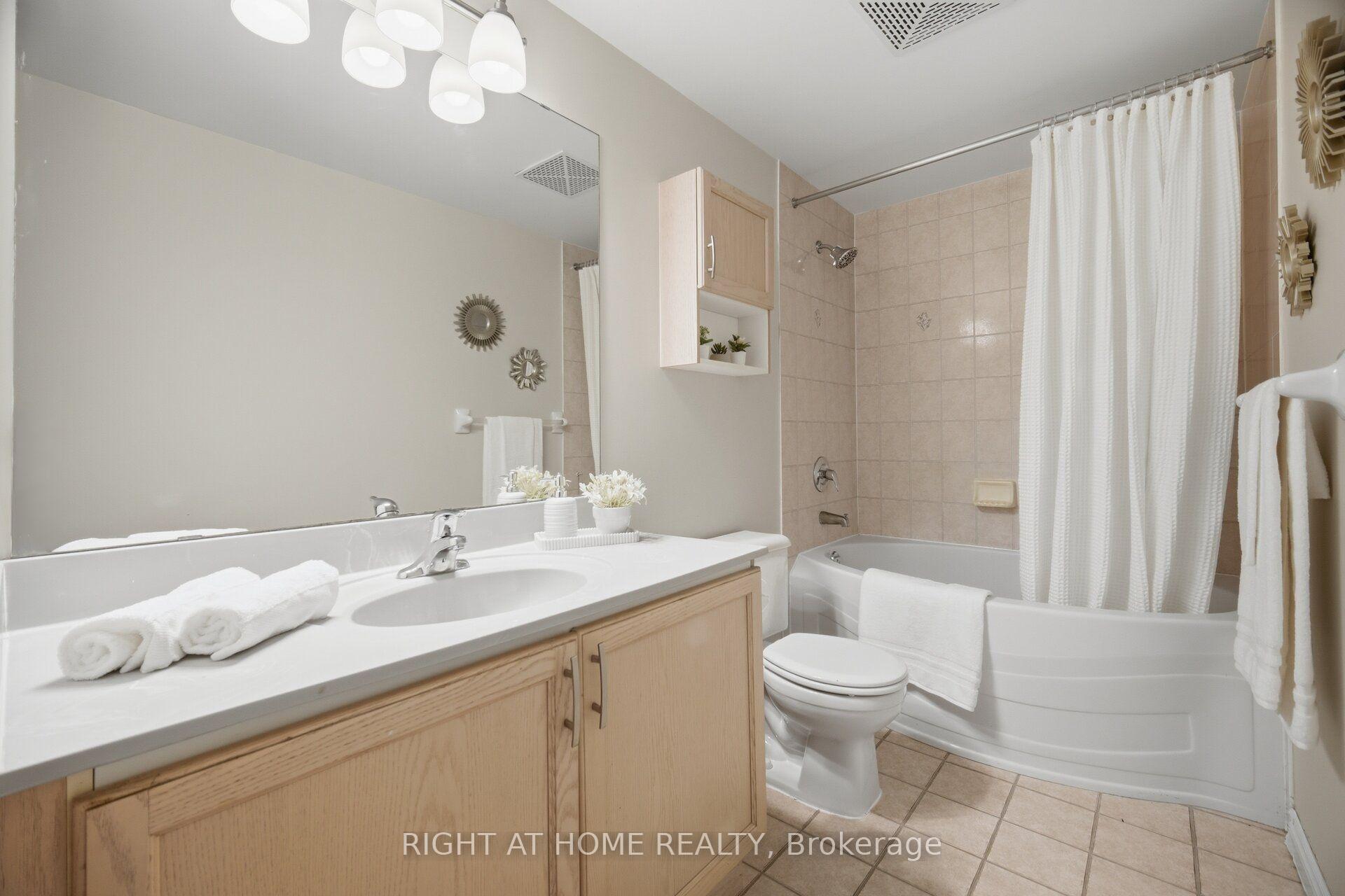 Photo 29 of Unit 1106, 200 Burnhamthorpe Road E, Mississauga, City Centre — HOMEH