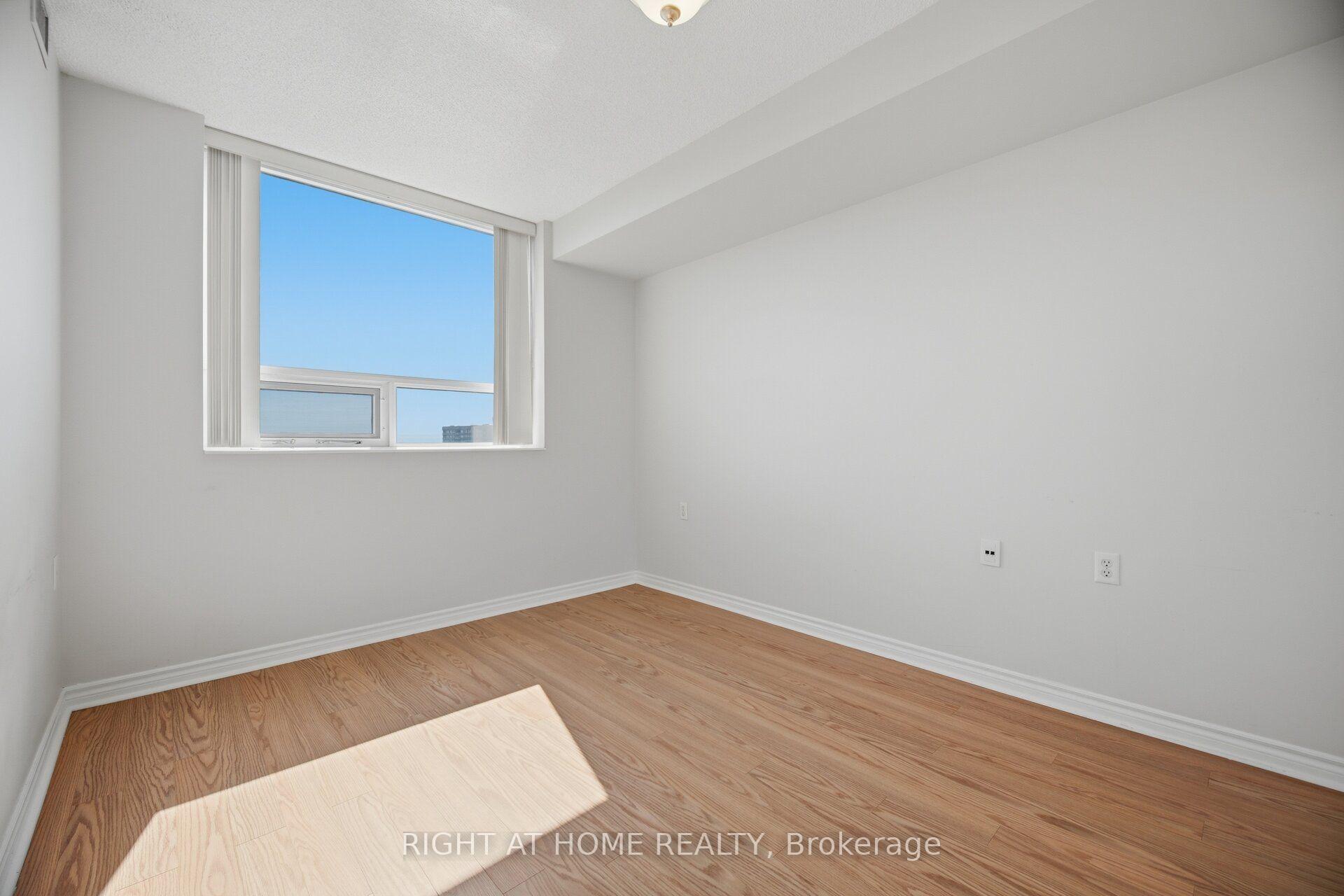 Photo 31 of Unit 1106, 200 Burnhamthorpe Road E, Mississauga, City Centre — HOMEH