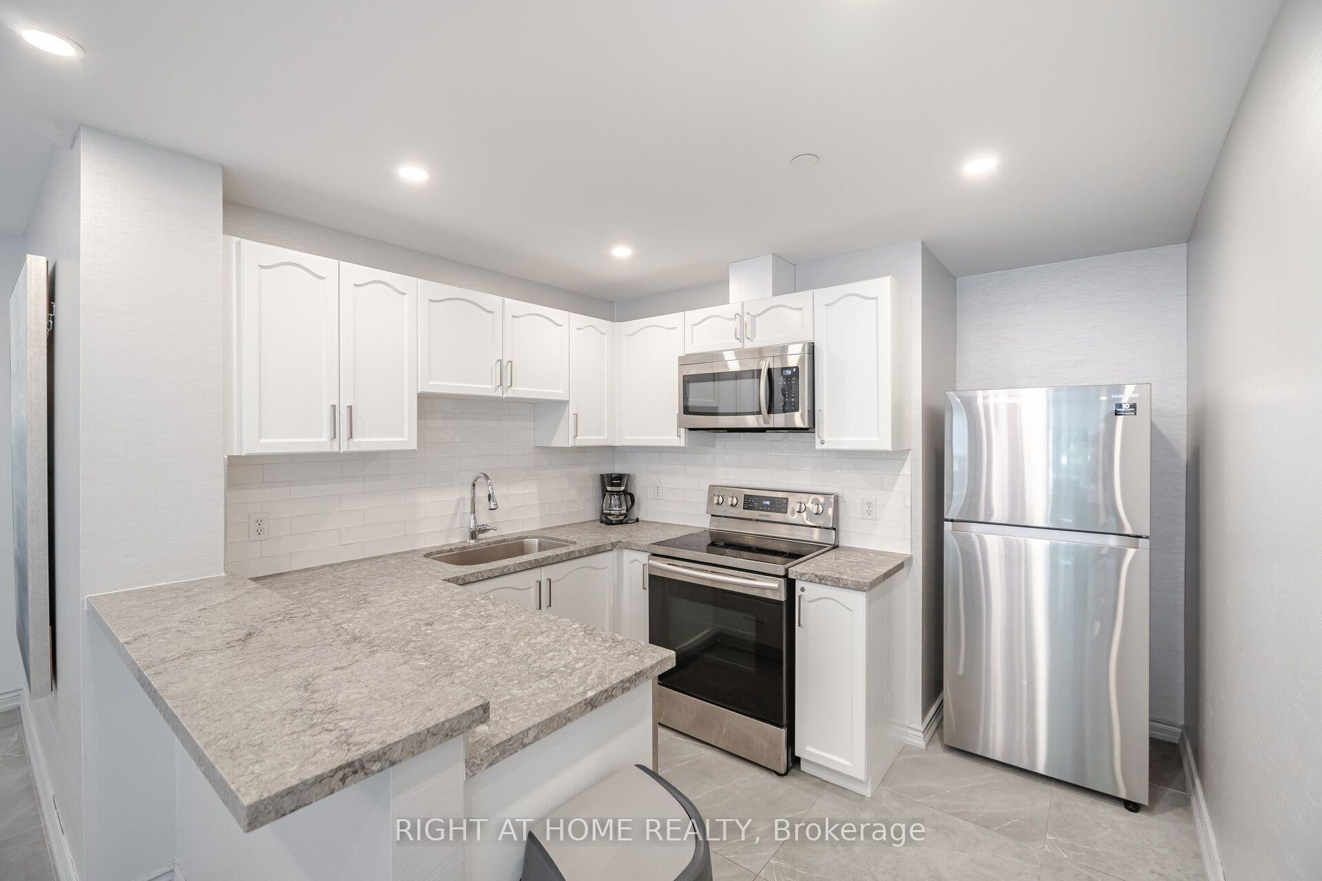 Photo 41 of Unit 1106, 200 Burnhamthorpe Road E, Mississauga, City Centre — HOMEH