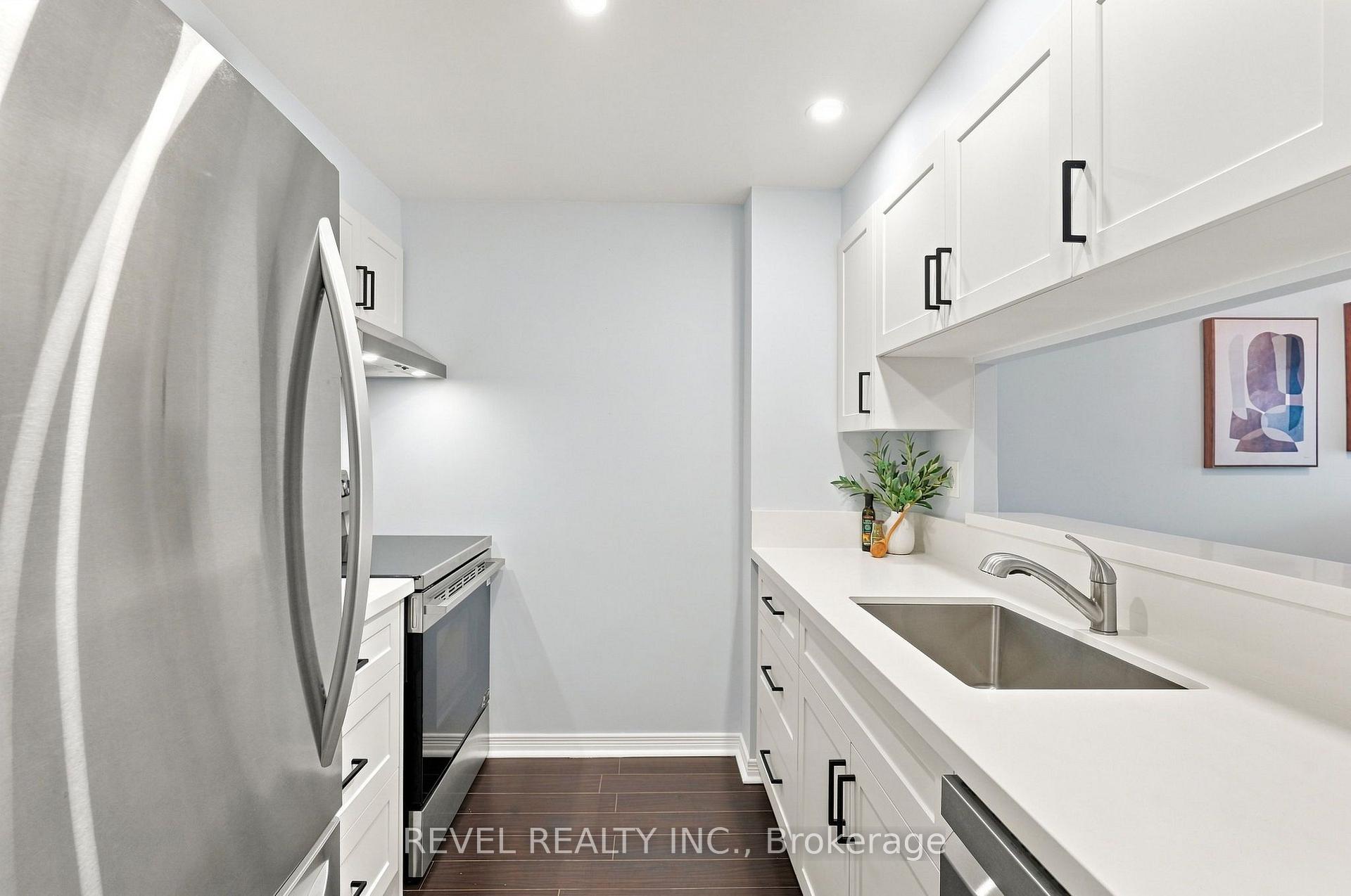 Photo 6 of Unit 306, 1655 Pickering Parkway, Pickering, Village East — HOMEH