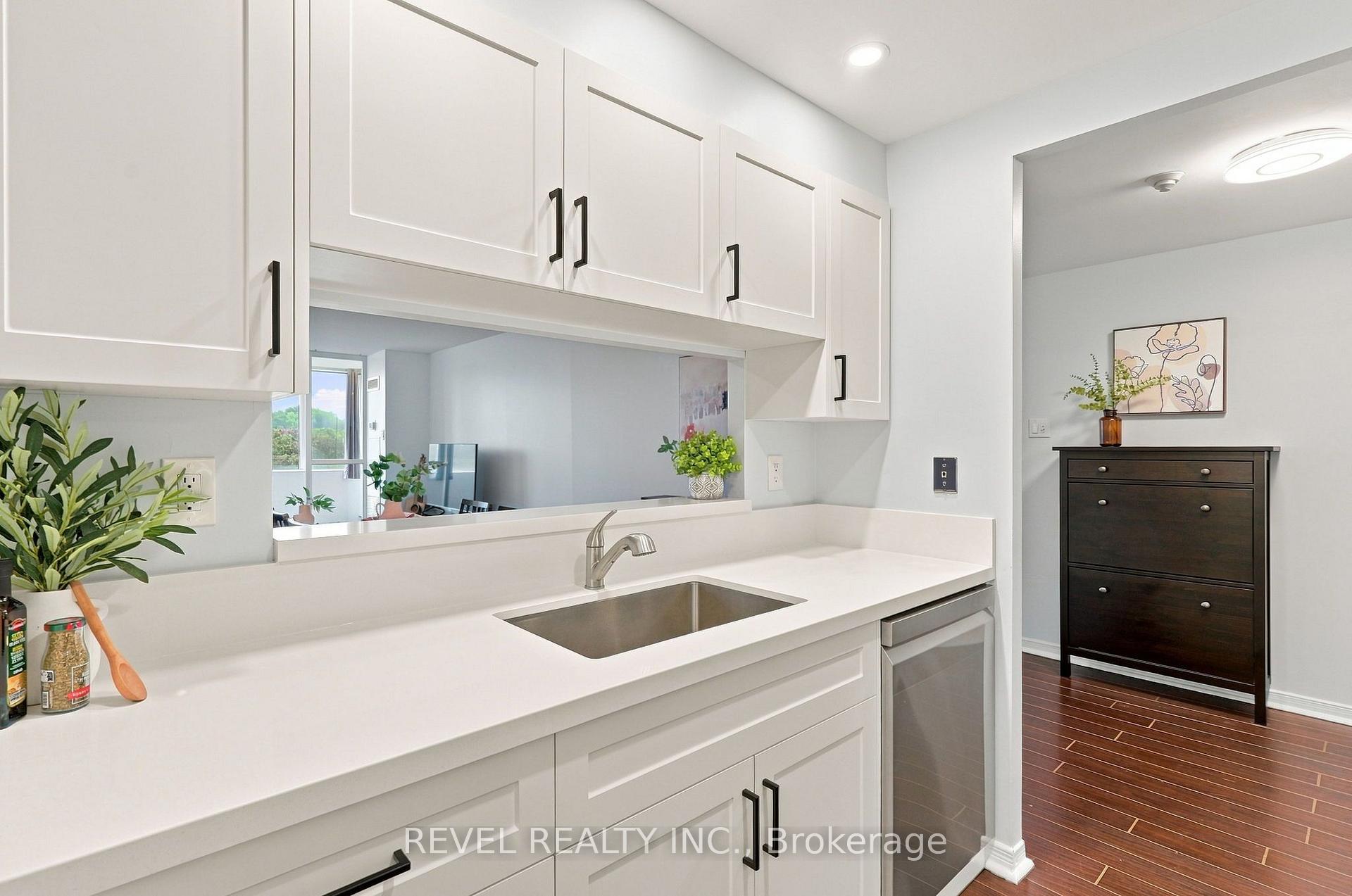 Photo 8 of Unit 306, 1655 Pickering Parkway, Pickering, Village East — HOMEH