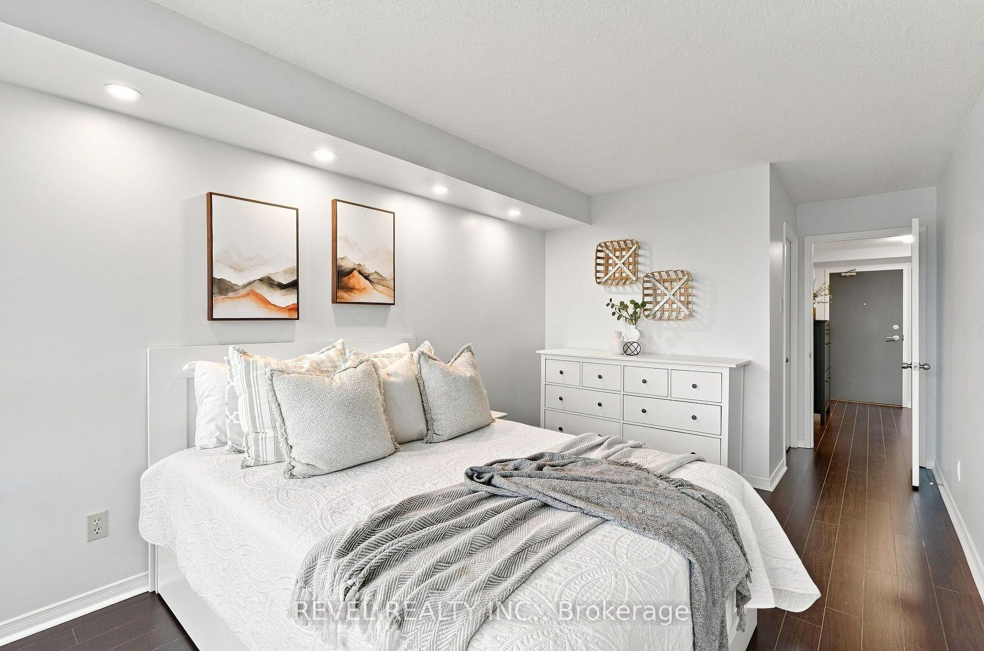 Photo 17 of Unit 306, 1655 Pickering Parkway, Pickering, Village East — HOMEH