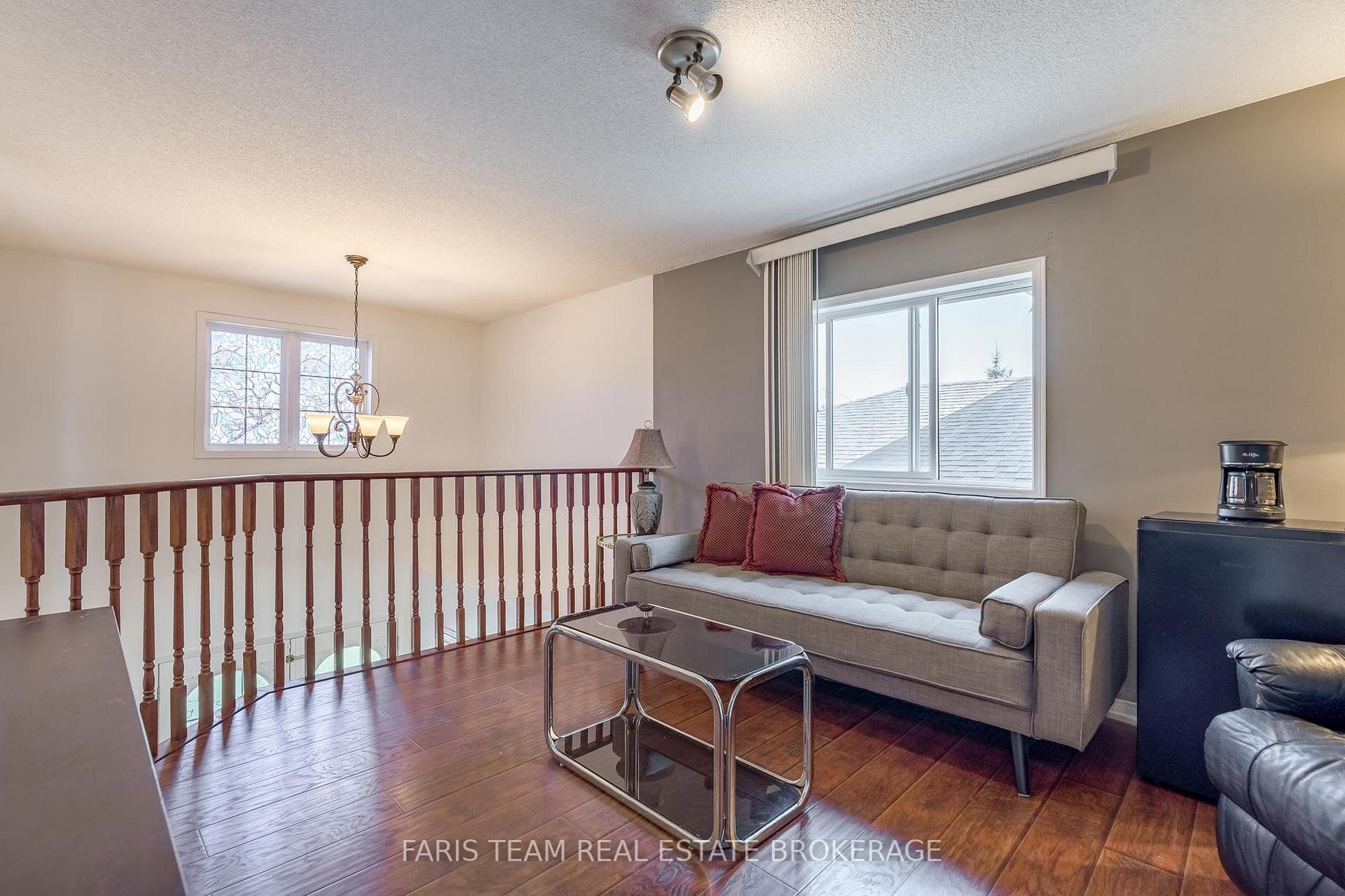 Photo 16 of 41 Willow Drive, Barrie, Holly — HOMEH