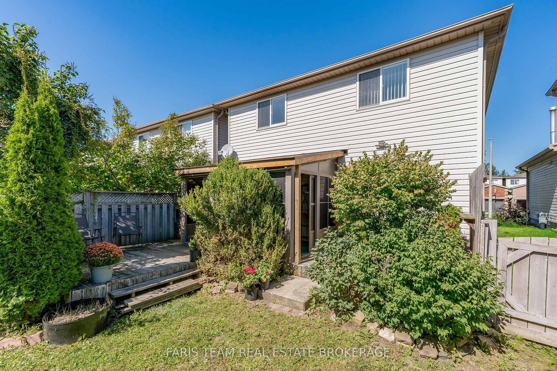 Photo 29 of 41 Willow Drive, Barrie, Holly — HOMEH