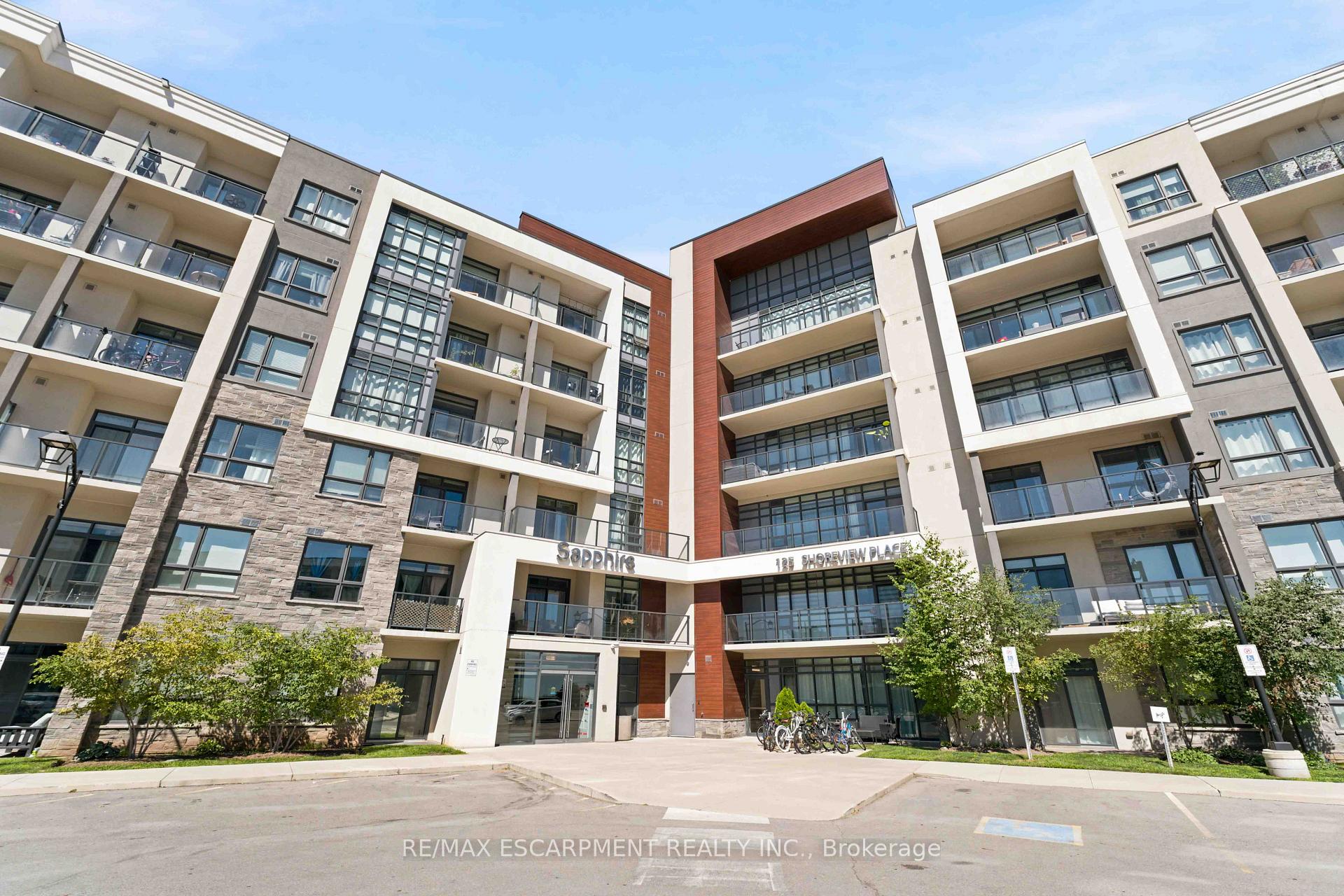 Photo of Unit 411, 125 Shoreview Place