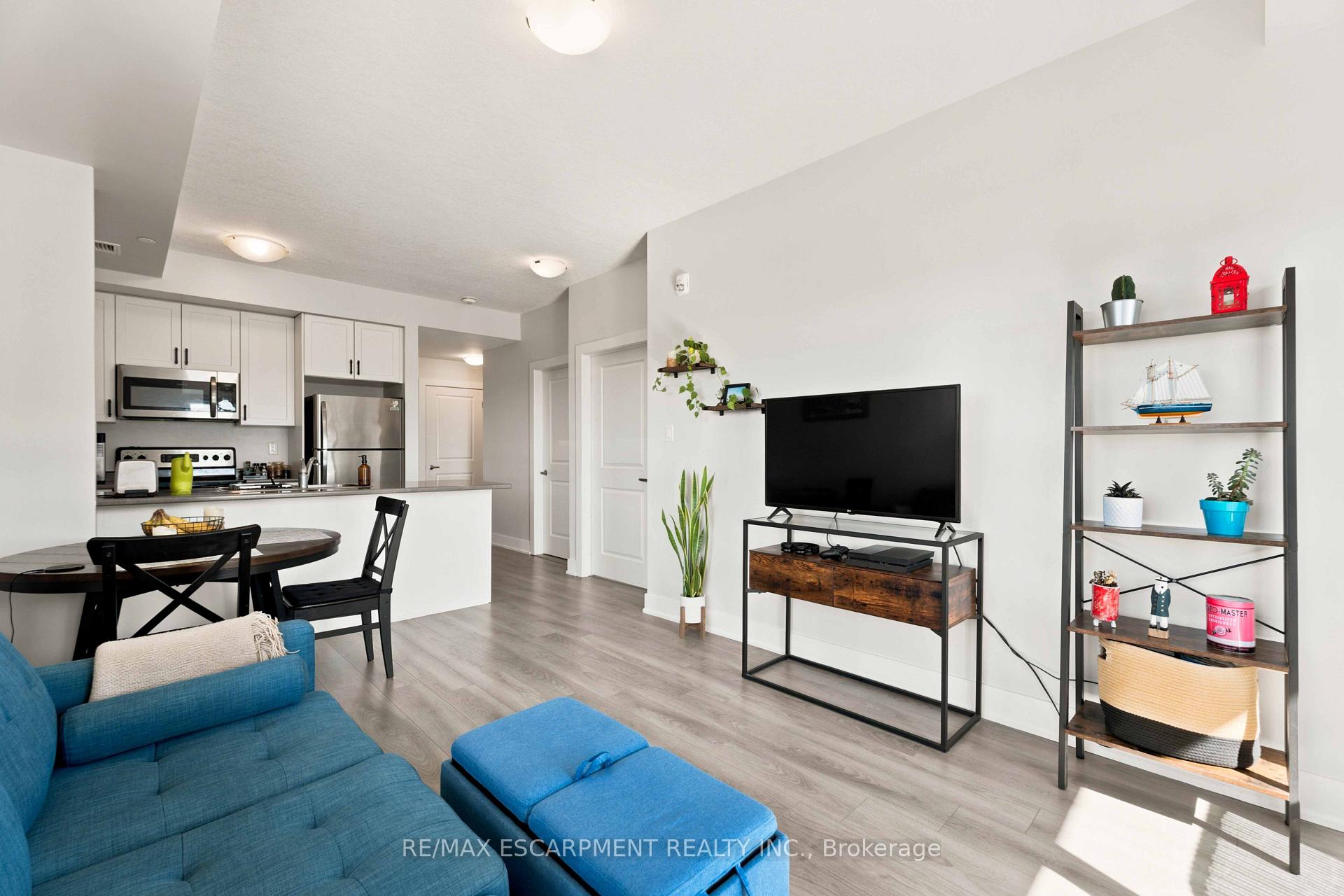 Photo 17 of Unit 411, 125 Shoreview Place, Hamilton, Stoney Creek — HOMEH