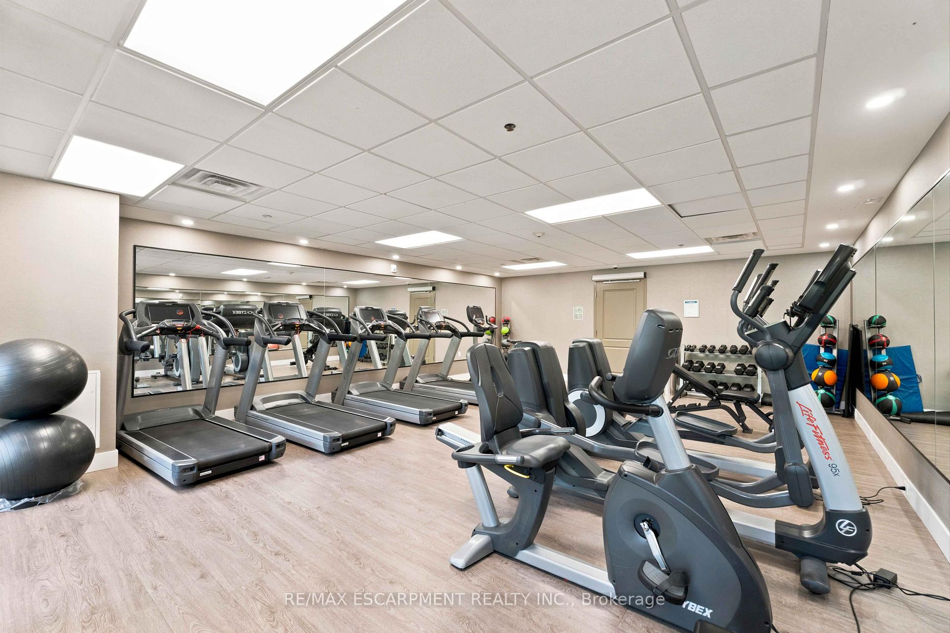 Photo 30 of Unit 411, 125 Shoreview Place, Hamilton, Stoney Creek — HOMEH