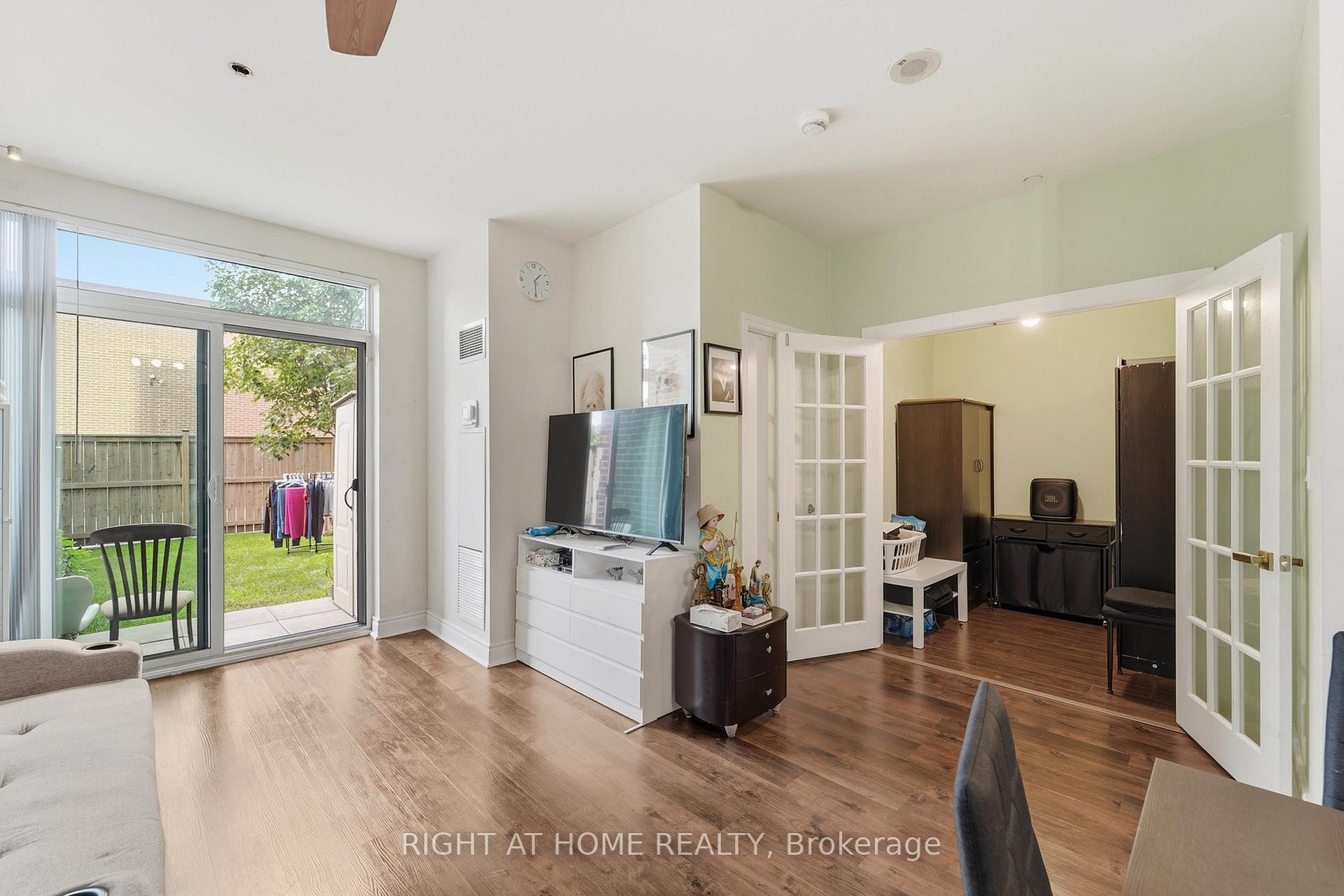 Photo 11 of Unit 104, 1328 Birchmount Road, Scarborough, Wexford-Maryvale — HOMEH