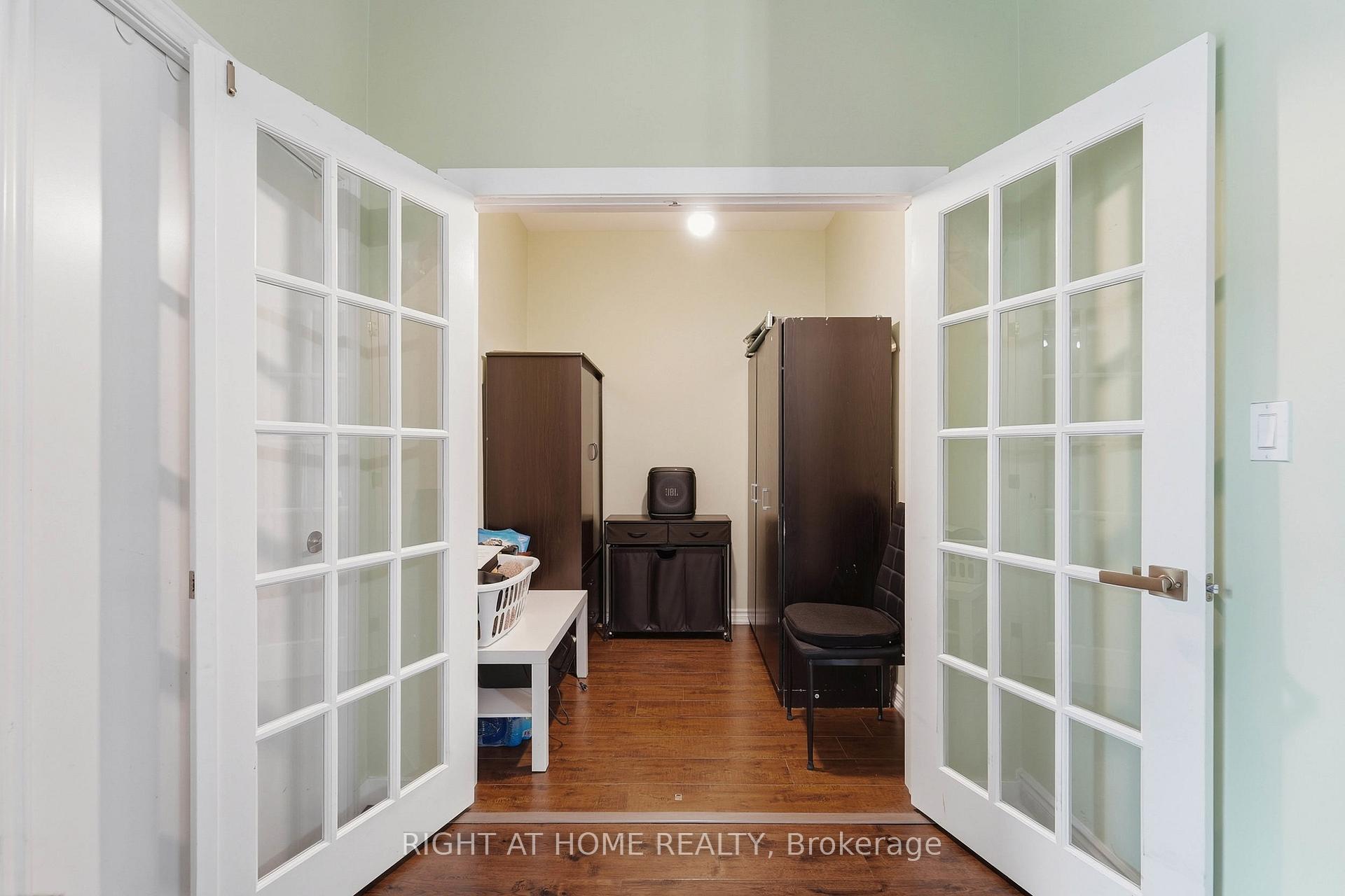 Photo 12 of Unit 104, 1328 Birchmount Road, Scarborough, Wexford-Maryvale — HOMEH