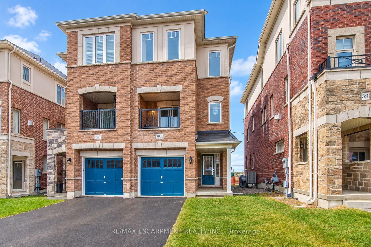 Photo 2 of 3968 Thomas Alton Boulevard, Burlington, Alton — HOMEH