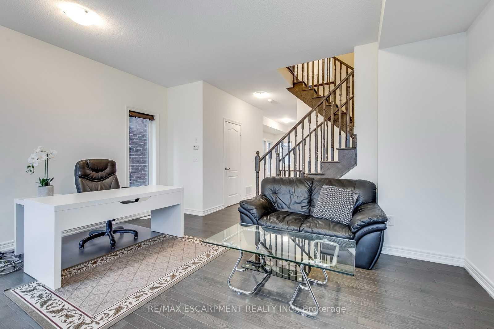 Photo 13 of 3968 Thomas Alton Boulevard, Burlington, Alton — HOMEH