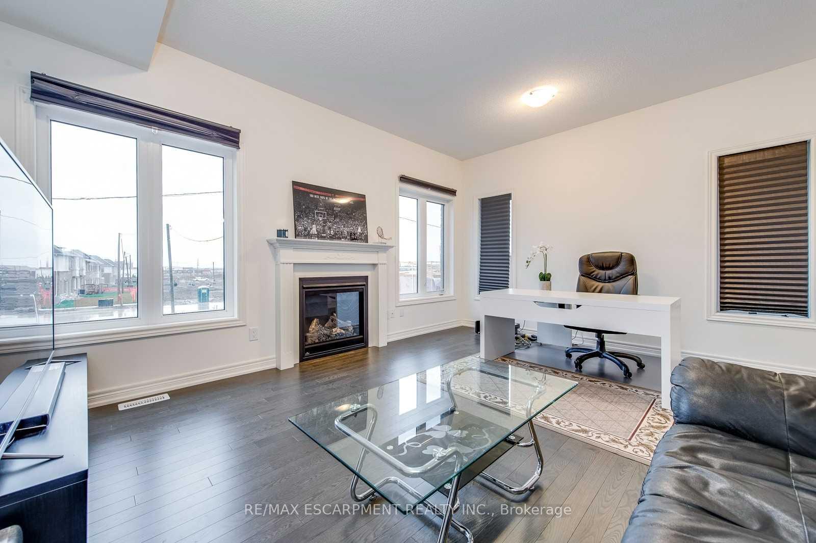 Photo 14 of 3968 Thomas Alton Boulevard, Burlington, Alton — HOMEH
