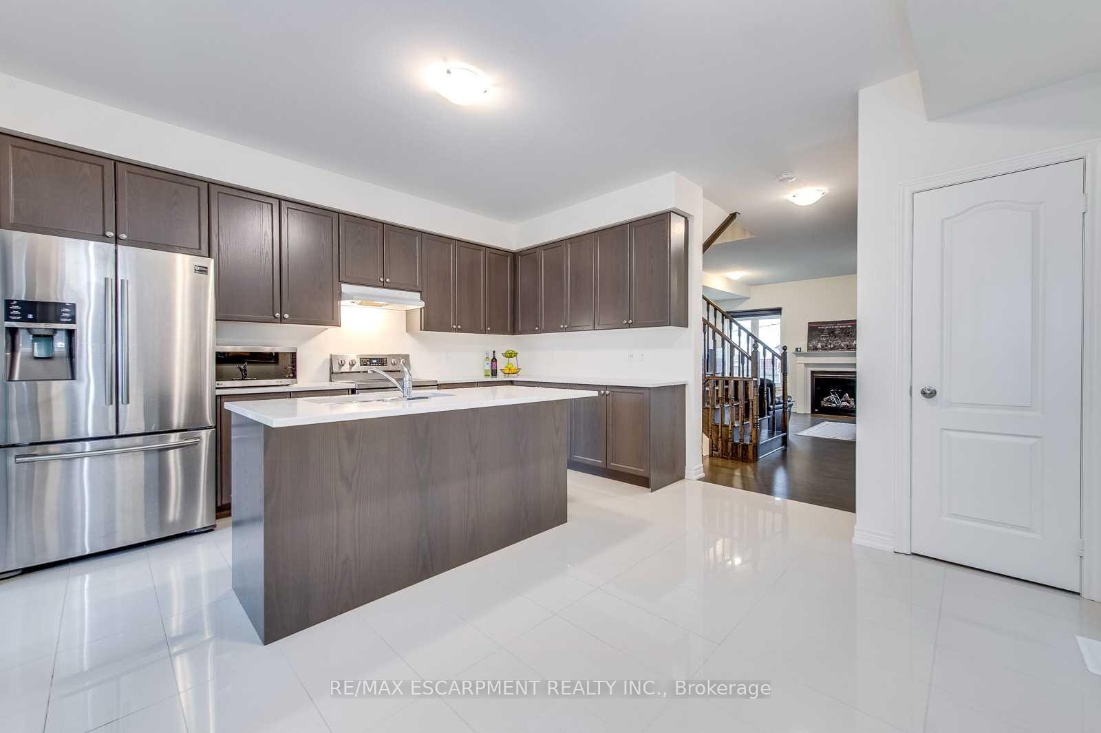 Photo 17 of 3968 Thomas Alton Boulevard, Burlington, Alton — HOMEH