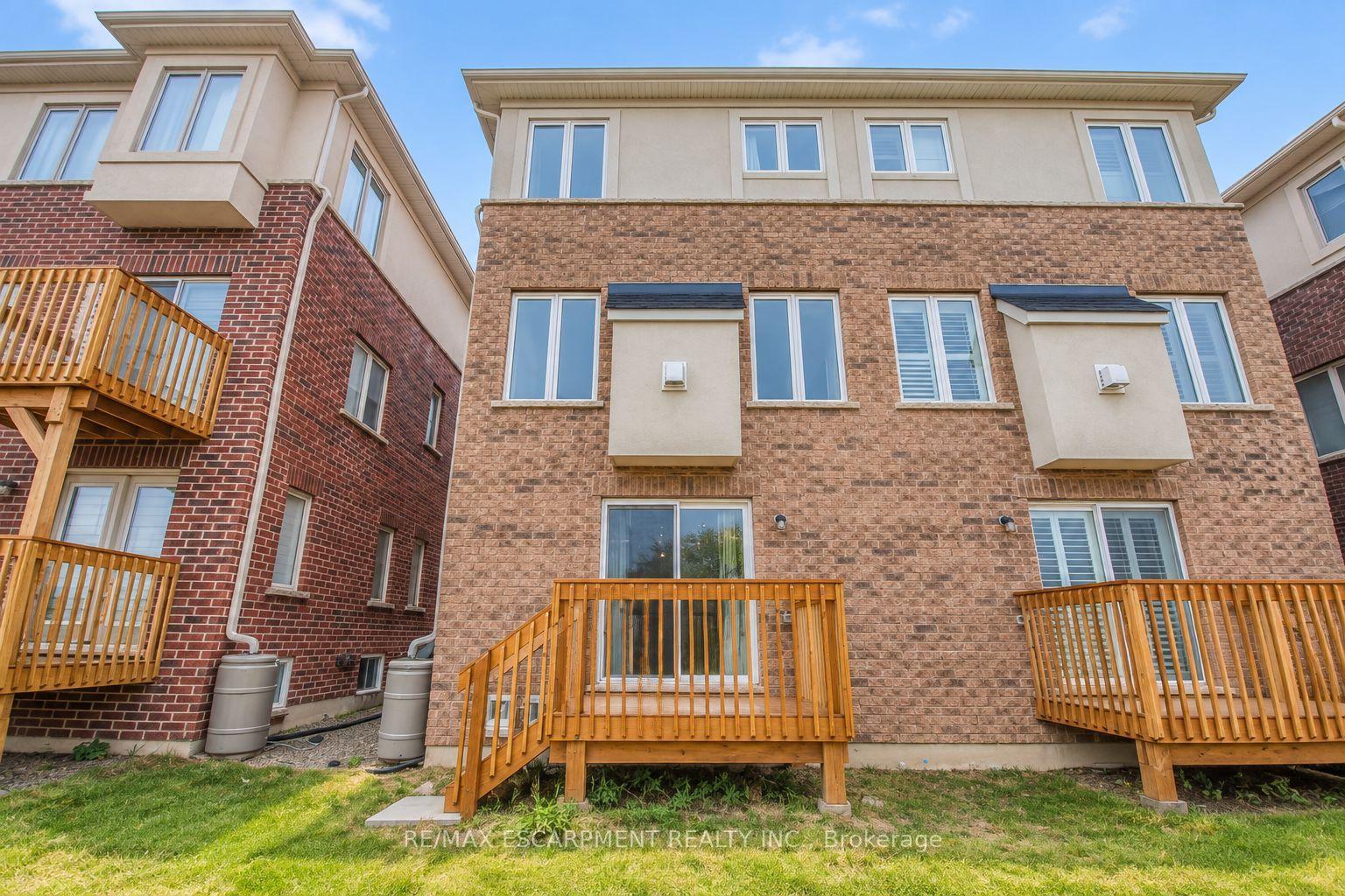 Photo 35 of 3968 Thomas Alton Boulevard, Burlington, Alton — HOMEH