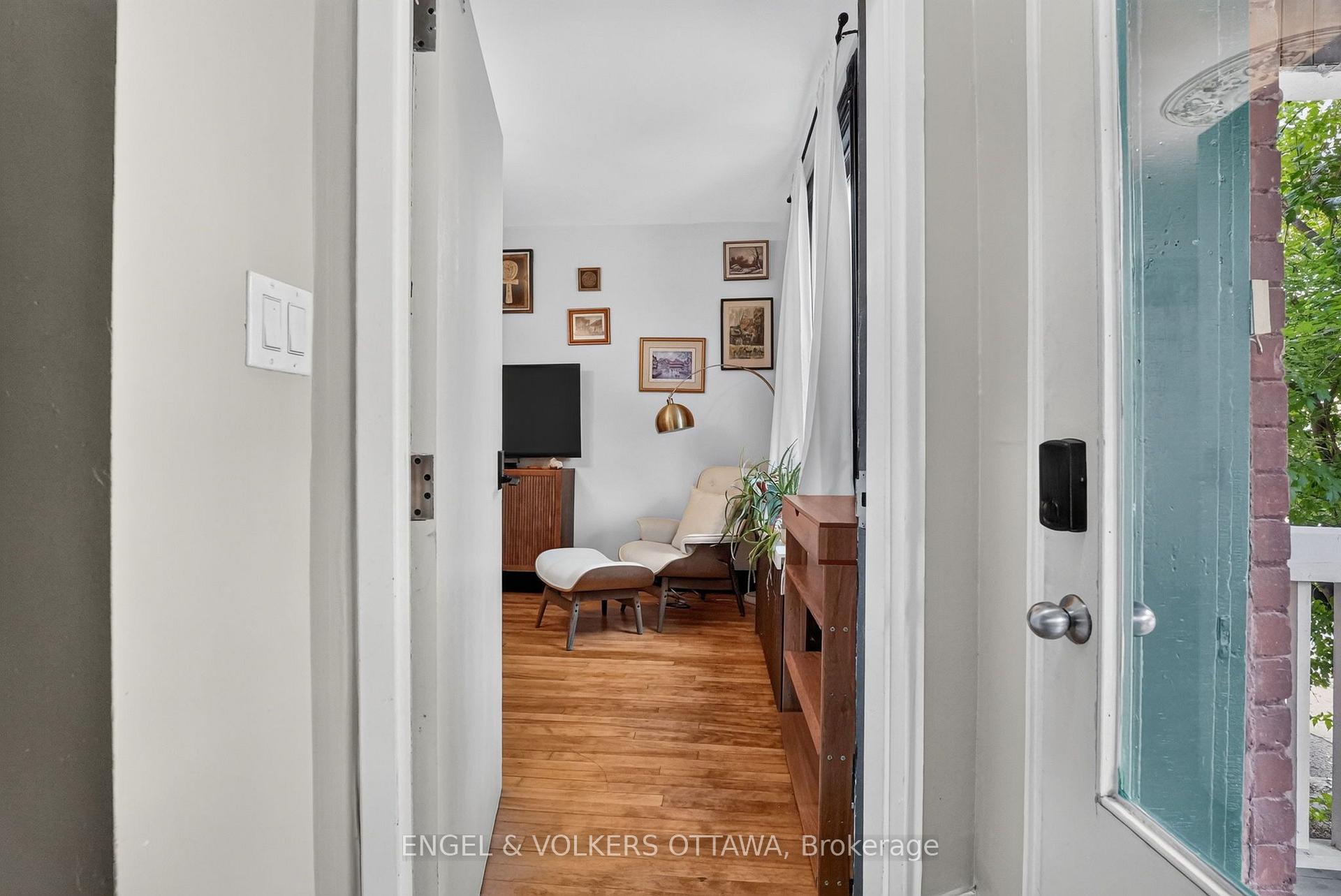 Photo 4 of 128 Second Avenue, Ottawa, Glebe — HOMEH