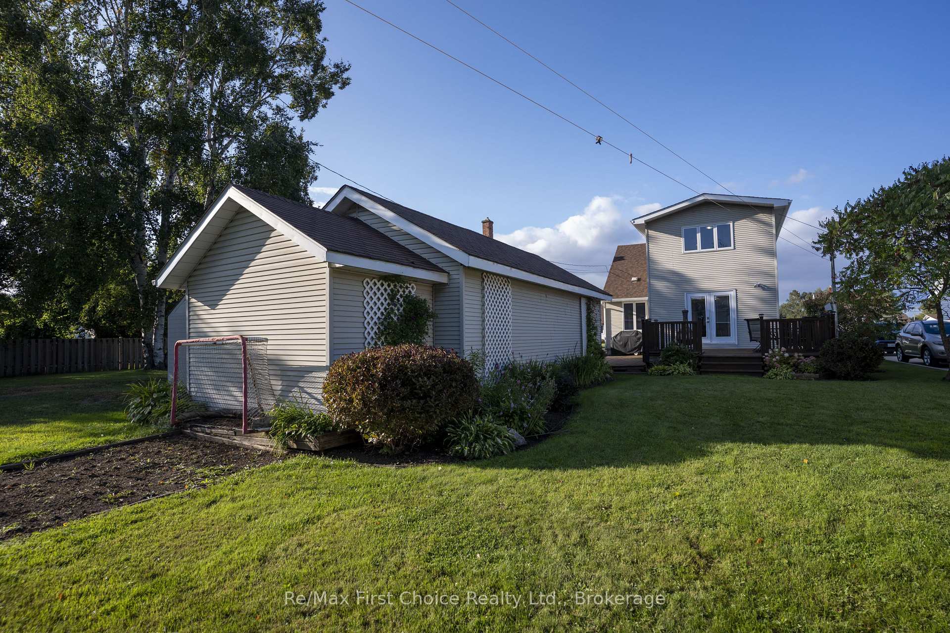 Photo 5 of 2824 Moodie Street E, Thunder Bay, Green Acres — HOMEH