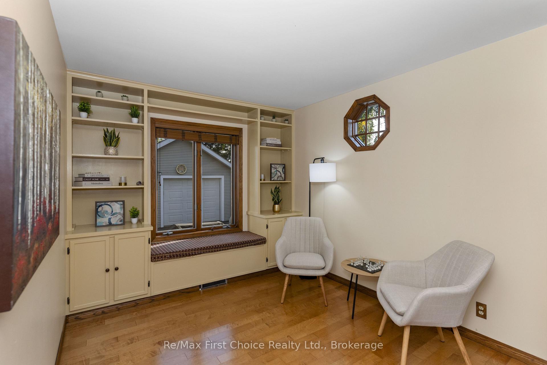 Photo 12 of 2824 Moodie Street E, Thunder Bay, Green Acres — HOMEH