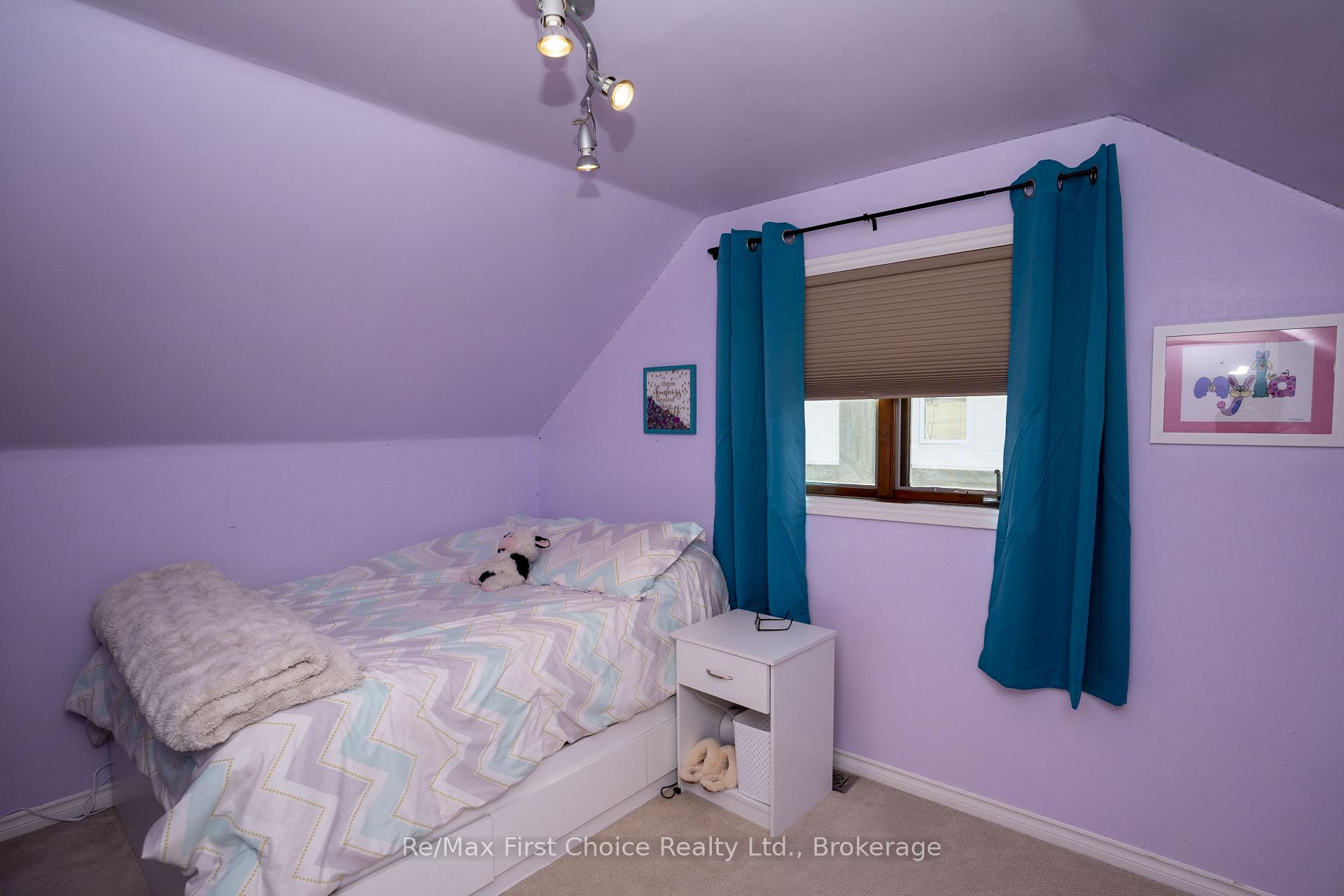 Photo 18 of 2824 Moodie Street E, Thunder Bay, Green Acres — HOMEH