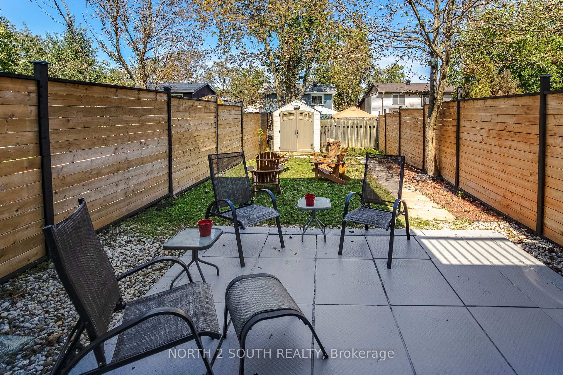 Photo 32 of 87 Scott Crescent, Barrie, Letitia Heights — HOMEH