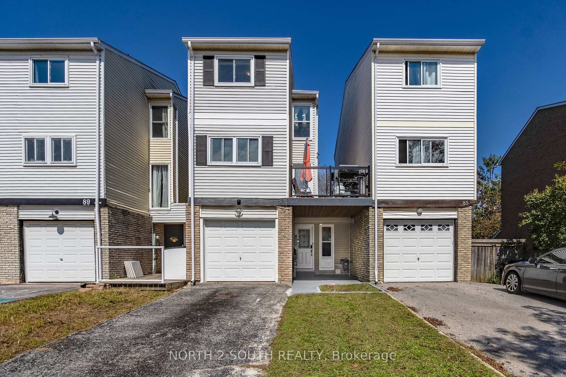 Photo 33 of 87 Scott Crescent, Barrie, Letitia Heights — HOMEH