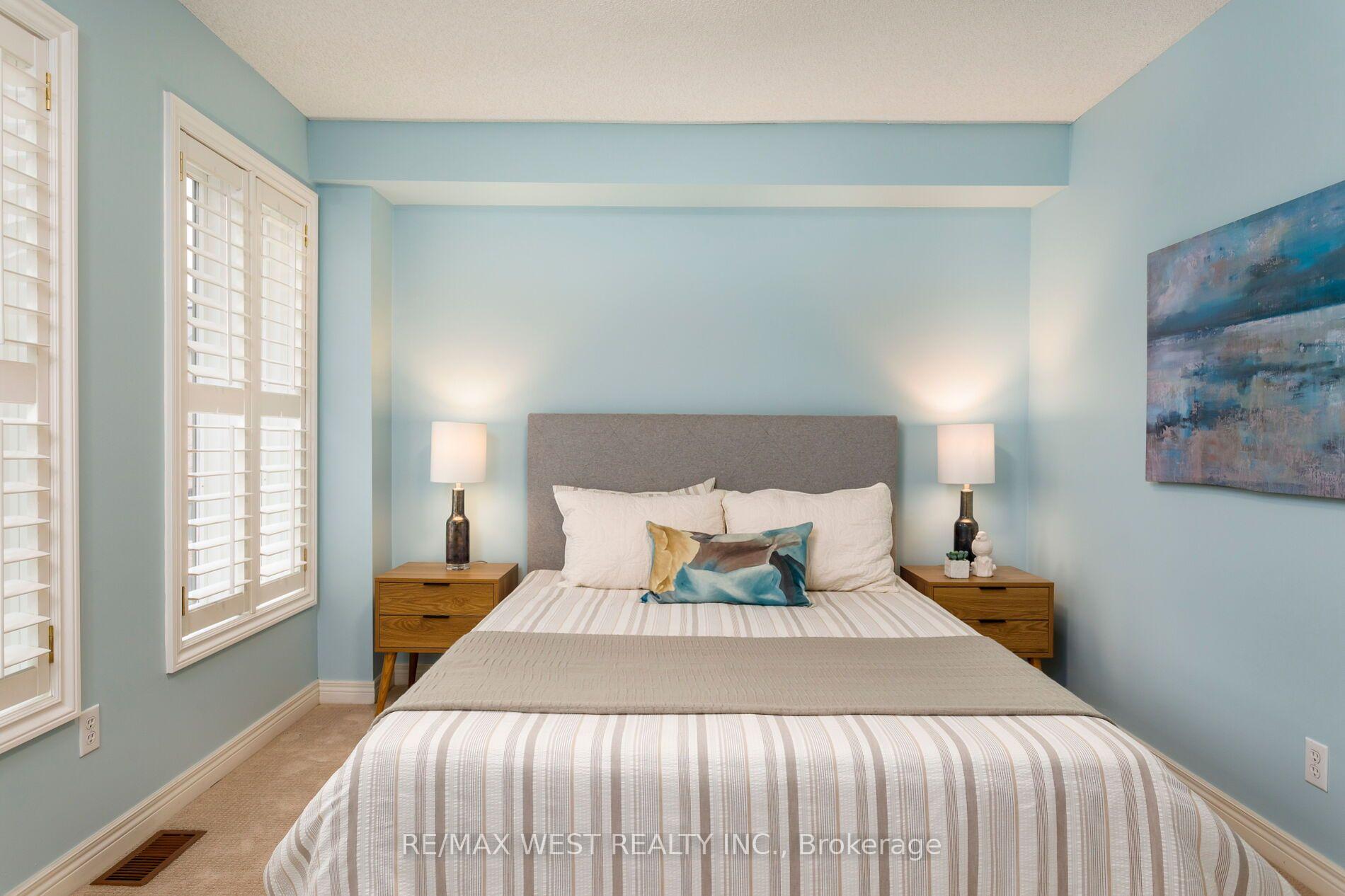 Photo 33 of Unit 3, 175 Grand Avenue, Etobicoke, Stonegate-Queensway — HOMEH