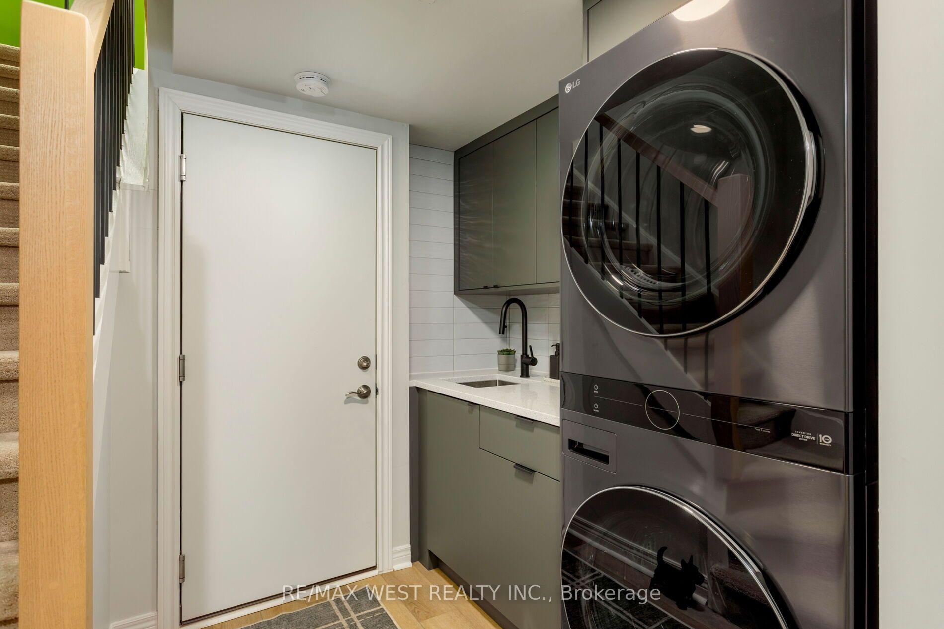 Photo 41 of Unit 3, 175 Grand Avenue, Etobicoke, Stonegate-Queensway — HOMEH
