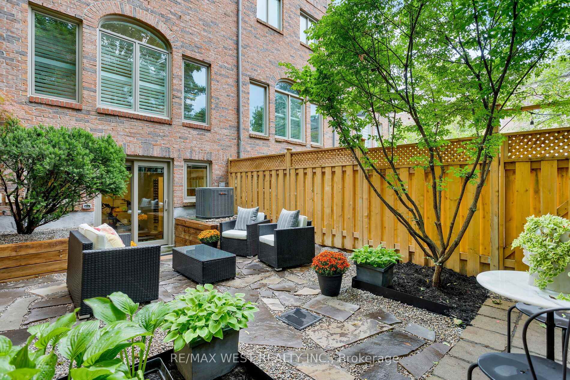 Photo 49 of Unit 3, 175 Grand Avenue, Etobicoke, Stonegate-Queensway — HOMEH