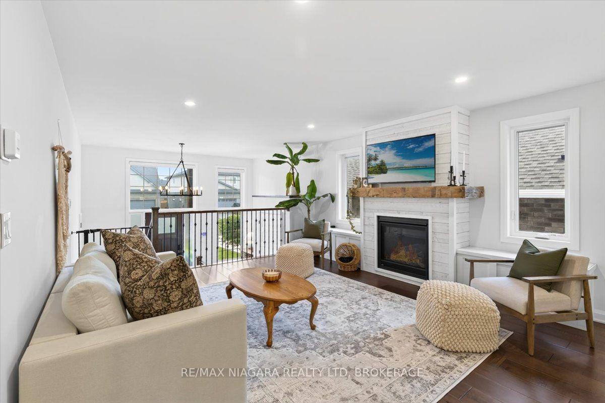 Photo 15 of 7331 Sherrilee Crescent, Niagara Falls, Brown — HOMEH
