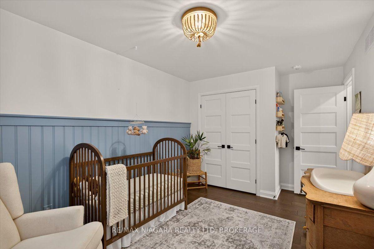 Photo 32 of 7331 Sherrilee Crescent, Niagara Falls, Brown — HOMEH