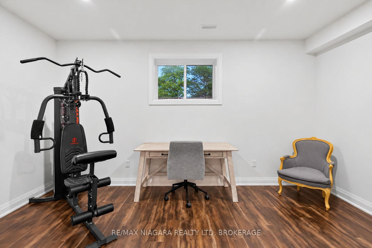 Photo 43 of 7331 Sherrilee Crescent, Niagara Falls, Brown — HOMEH