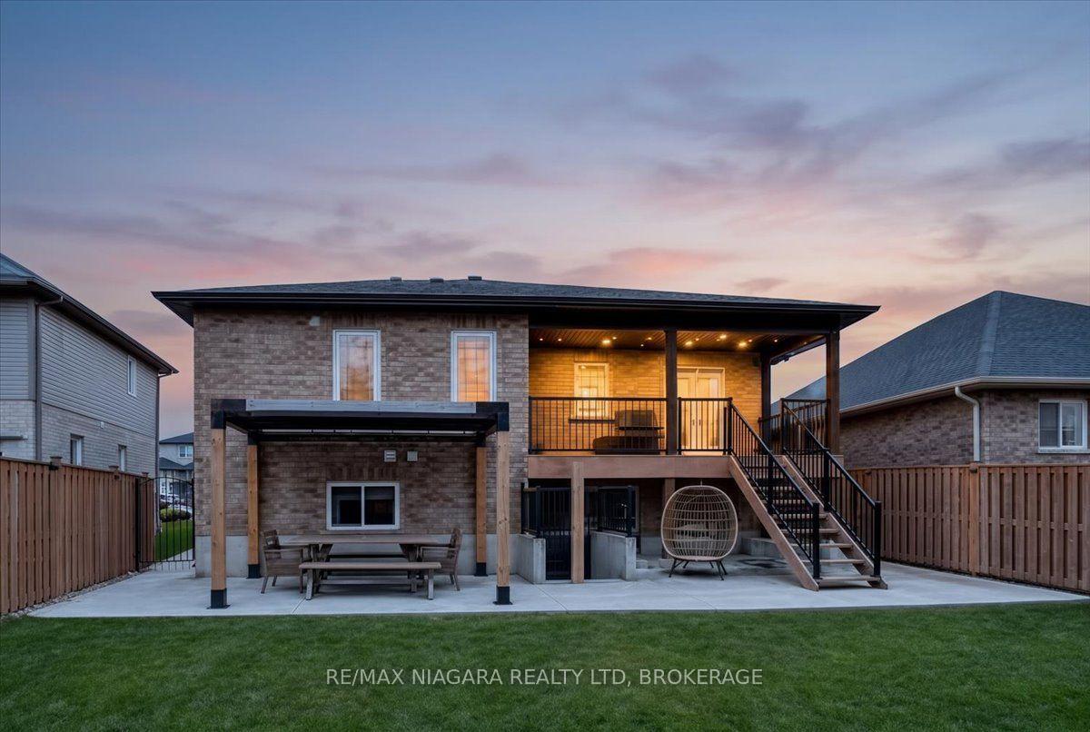 Photo 49 of 7331 Sherrilee Crescent, Niagara Falls, Brown — HOMEH