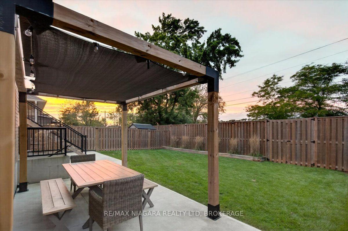 Photo 54 of 7331 Sherrilee Crescent, Niagara Falls, Brown — HOMEH
