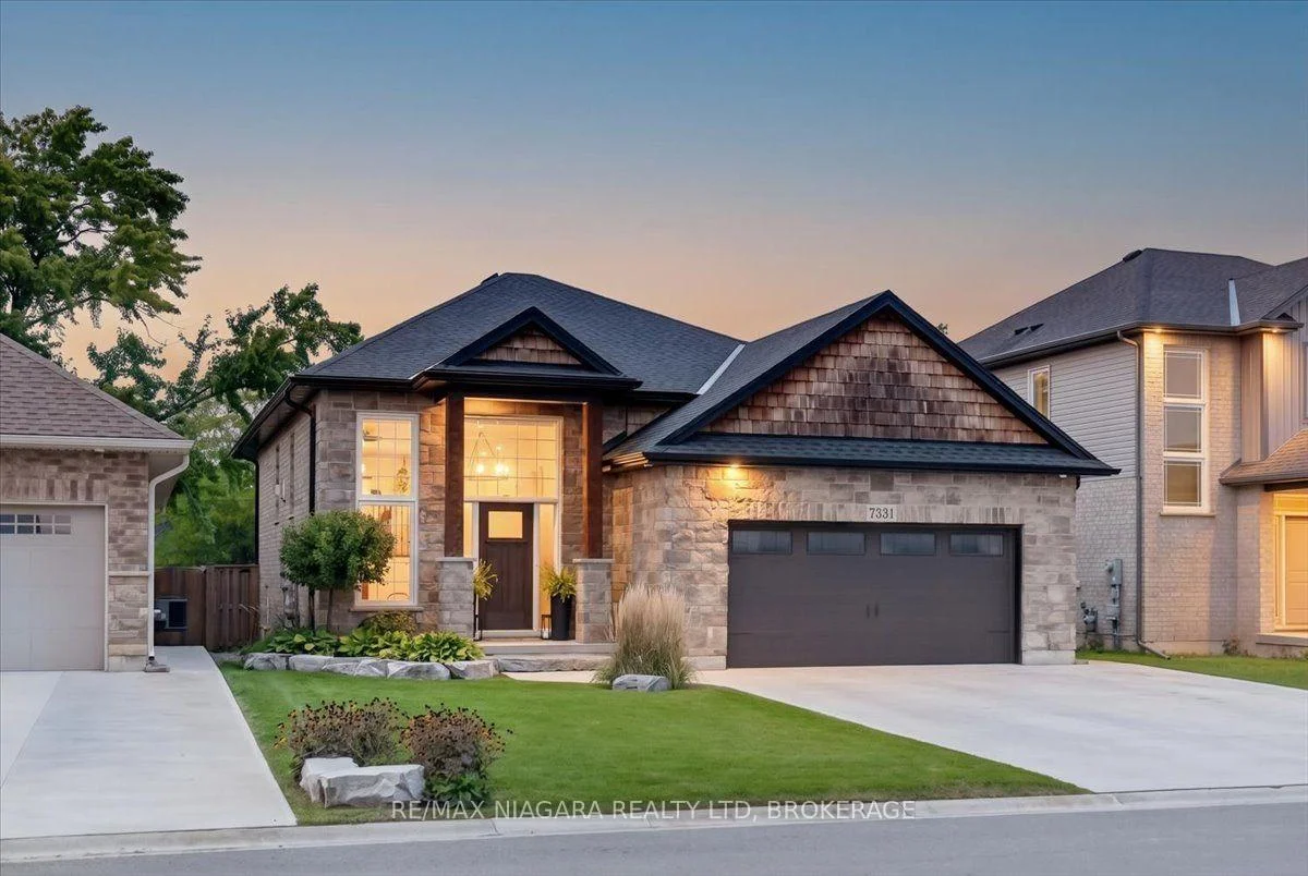 Photo 2 of 7331 Sherrilee Crescent, Niagara Falls, Brown — HOMEH
