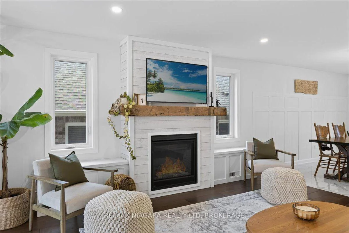 Photo 12 of 7331 Sherrilee Crescent, Niagara Falls, Brown — HOMEH