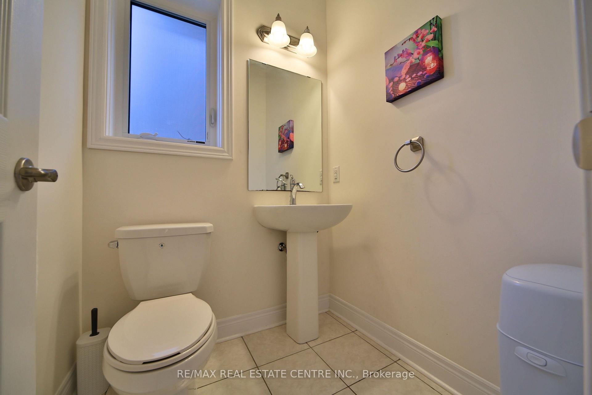 Photo 11 of 106 Branigan Crescent, Halton Hills, Georgetown — HOMEH