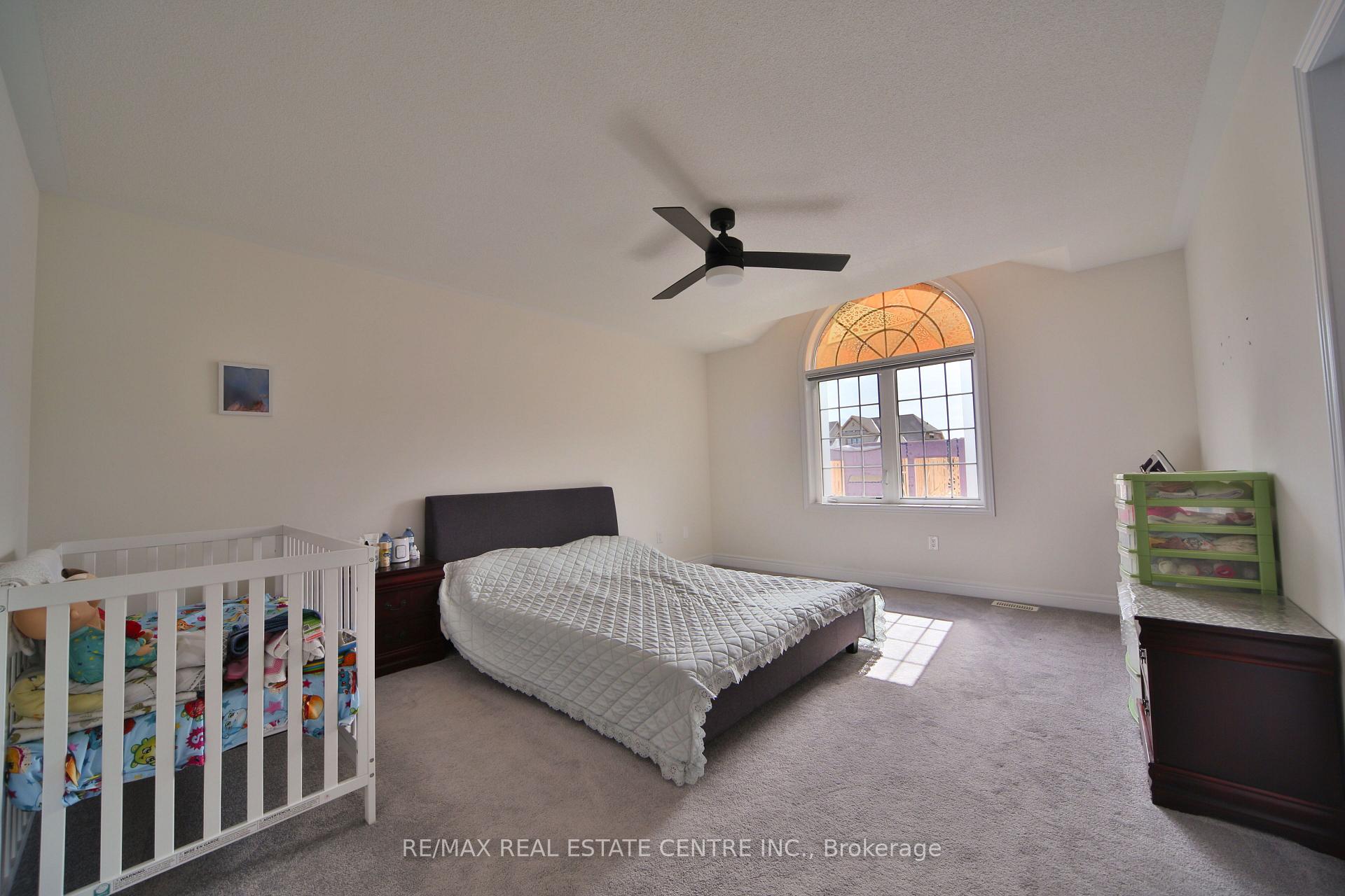 Photo 28 of 106 Branigan Crescent, Halton Hills, Georgetown — HOMEH