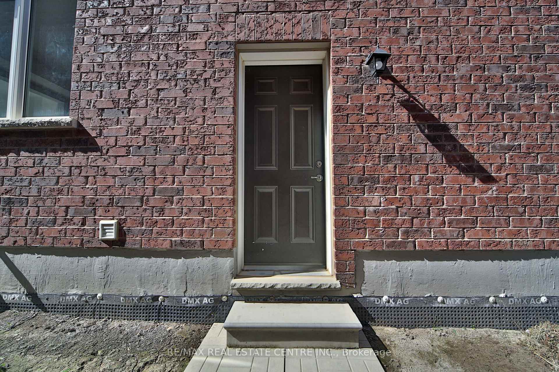 Photo 36 of 106 Branigan Crescent, Halton Hills, Georgetown — HOMEH