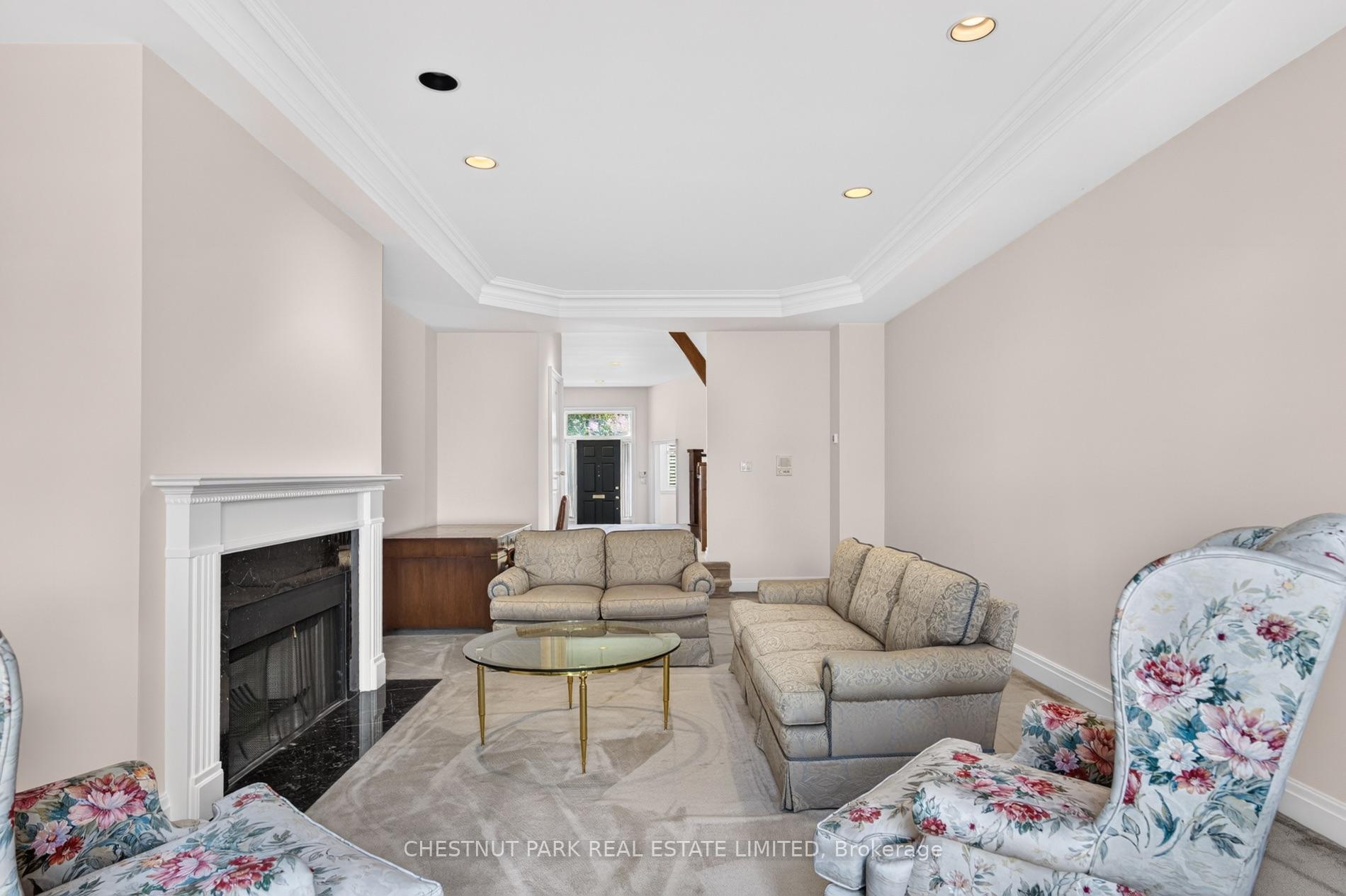 Photo 9 of 248 Spadina Road, Toronto, Casa Loma — HOMEH